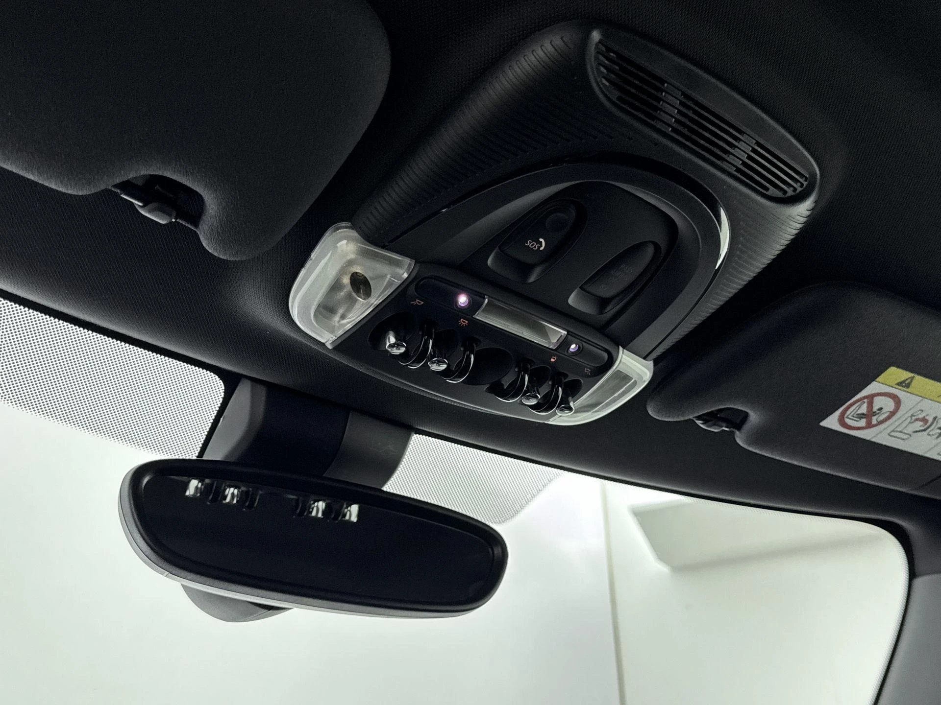 MINI-Electric-image-19