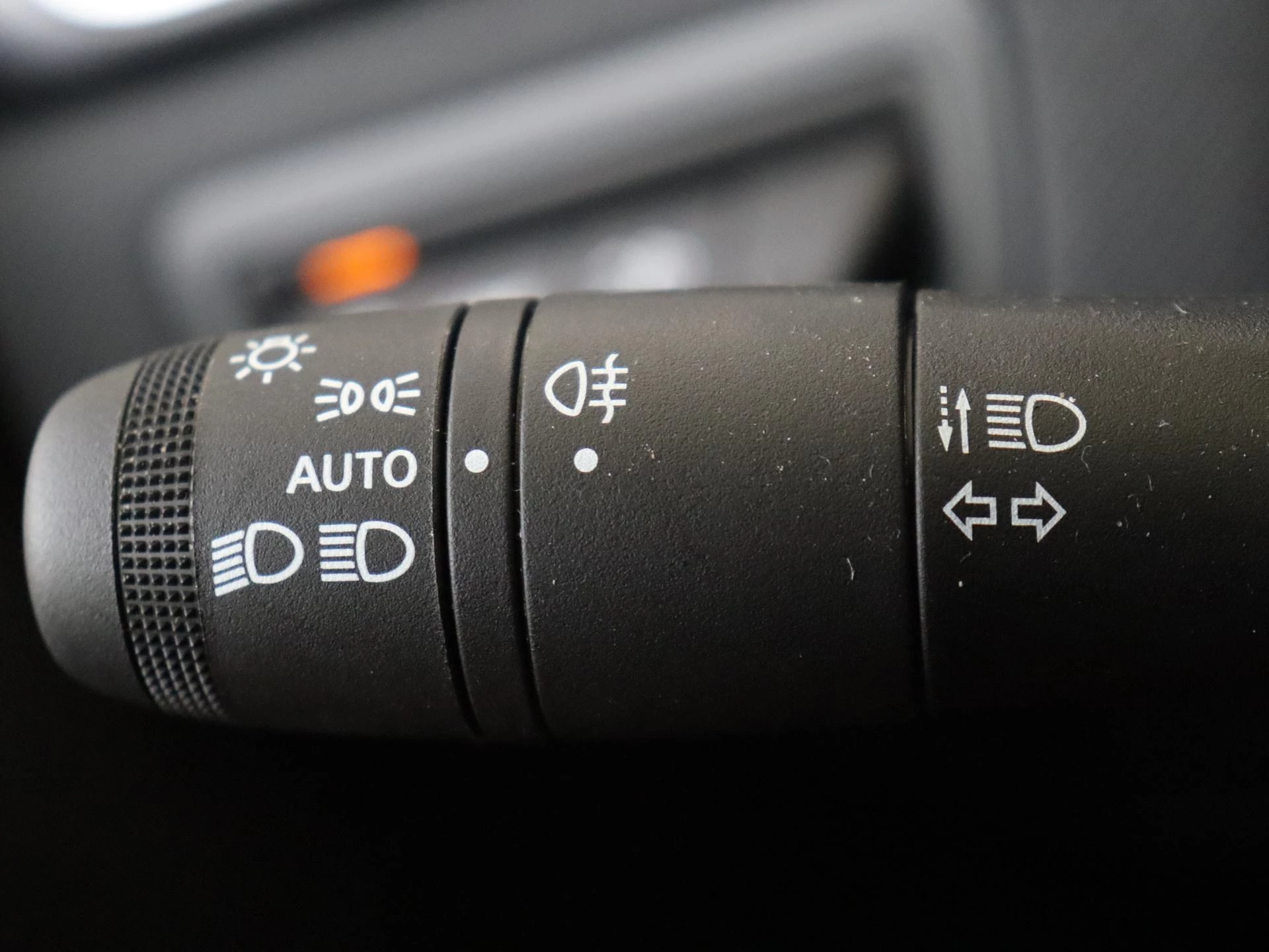 Renault-Captur-image-21