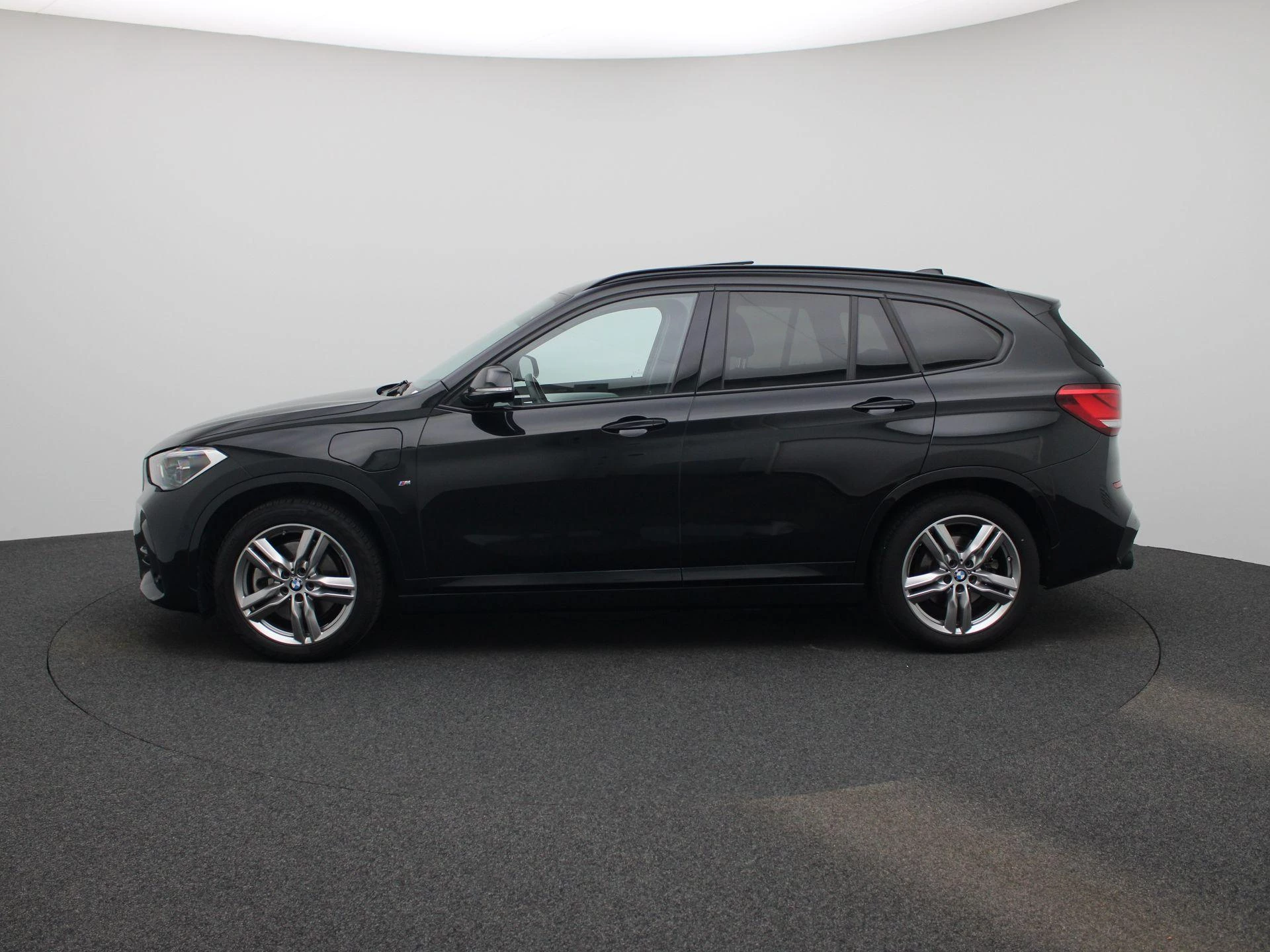 BMW X1 xDrive25e