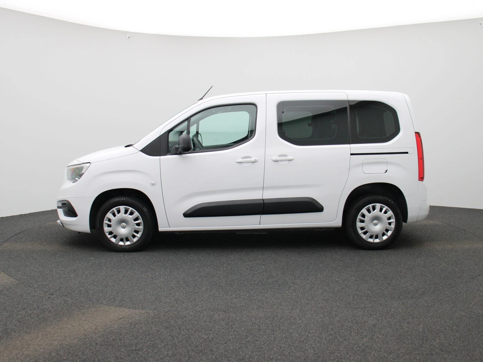 Opel-Combo-image-3