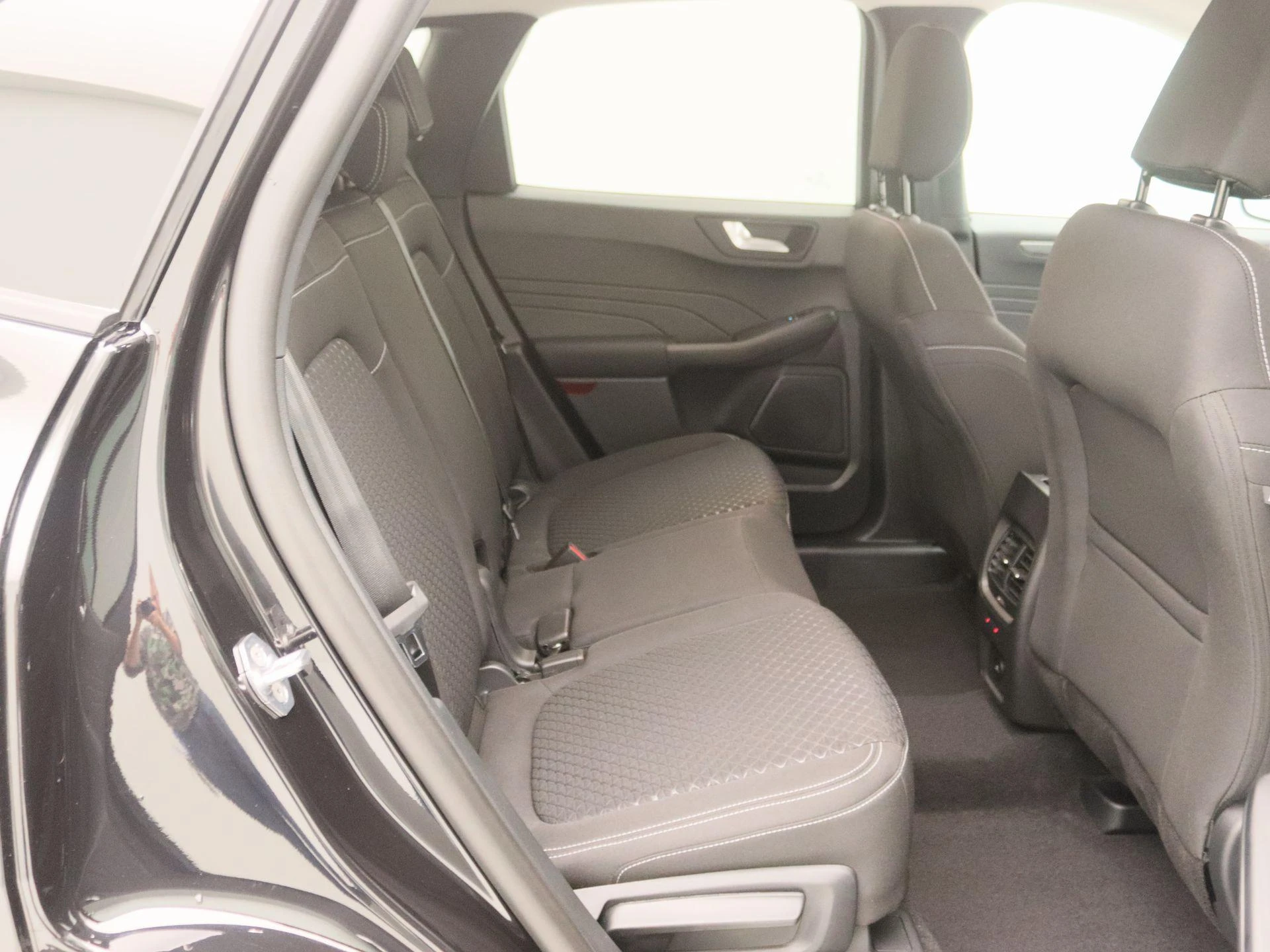 Ford-Kuga-image-24
