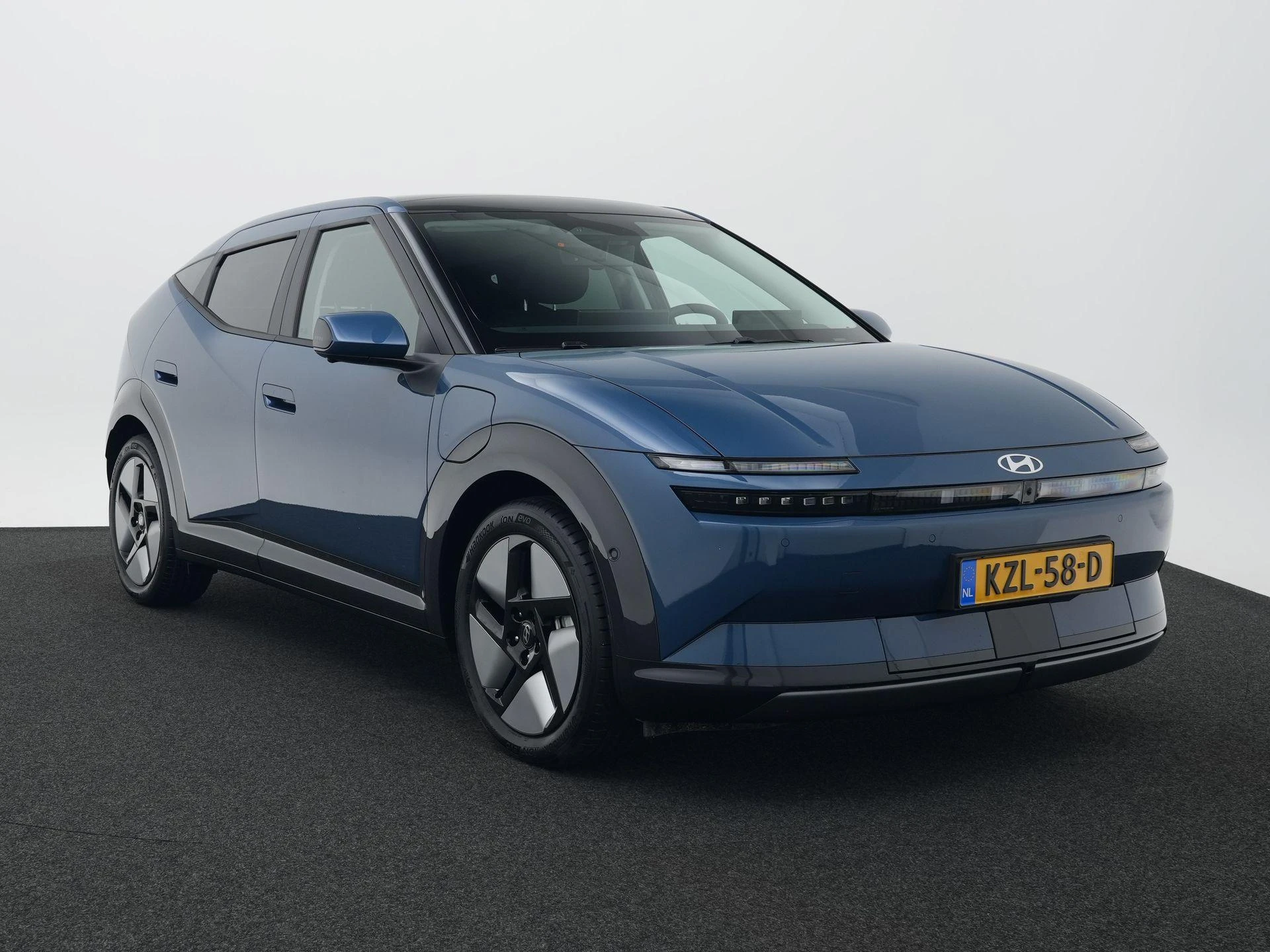 Hyundai-IONIQ 3-image-12