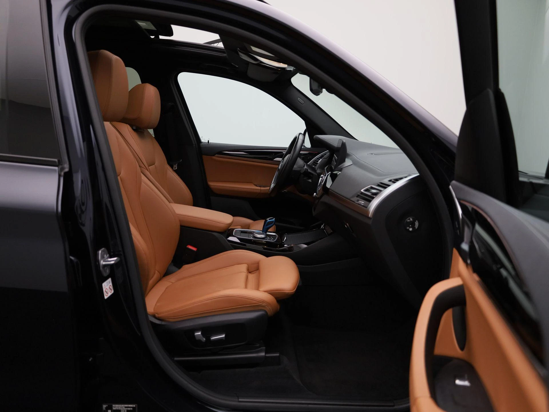 BMW-iX3-image-42