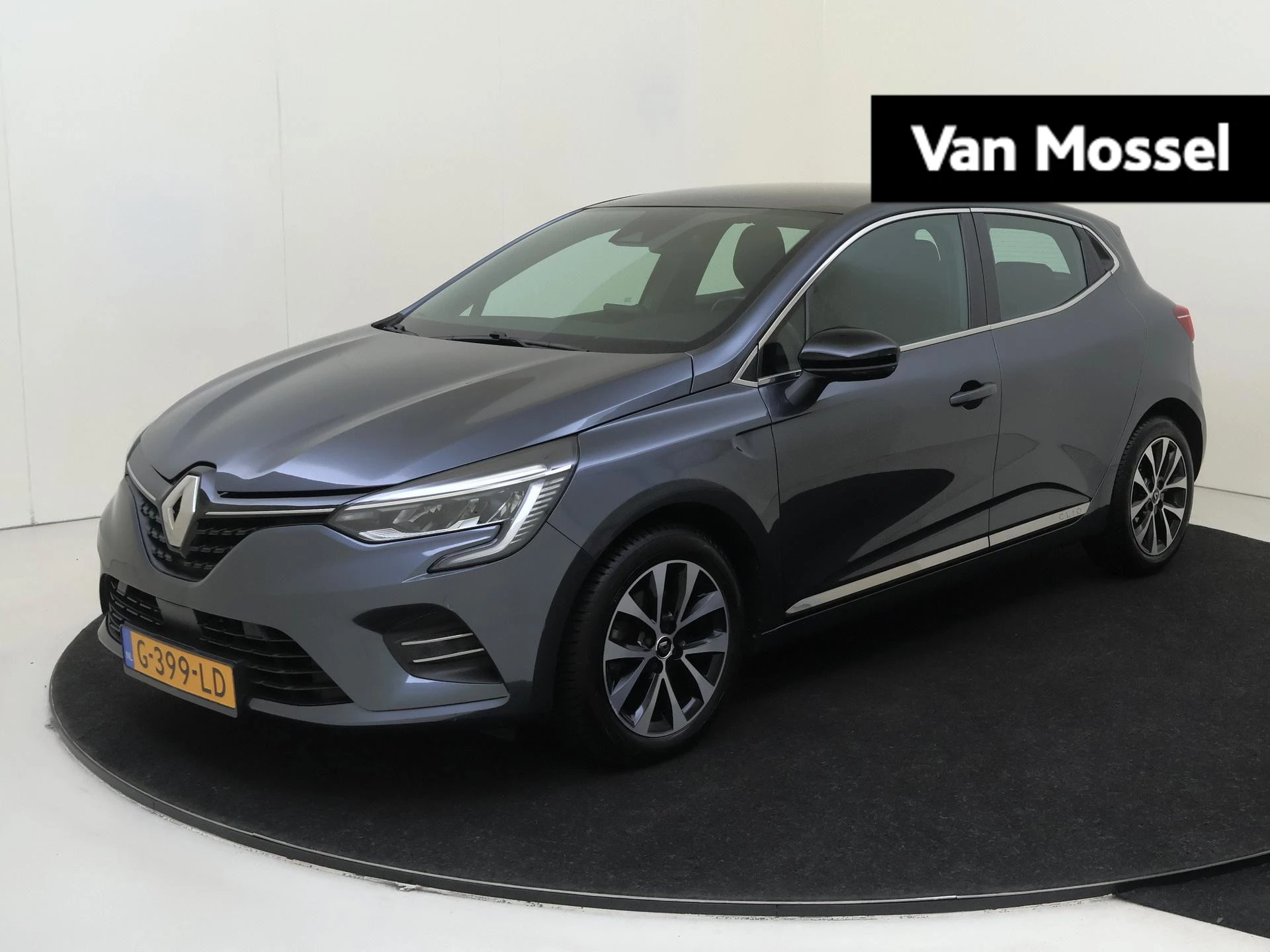 Renault-Clio-image-0