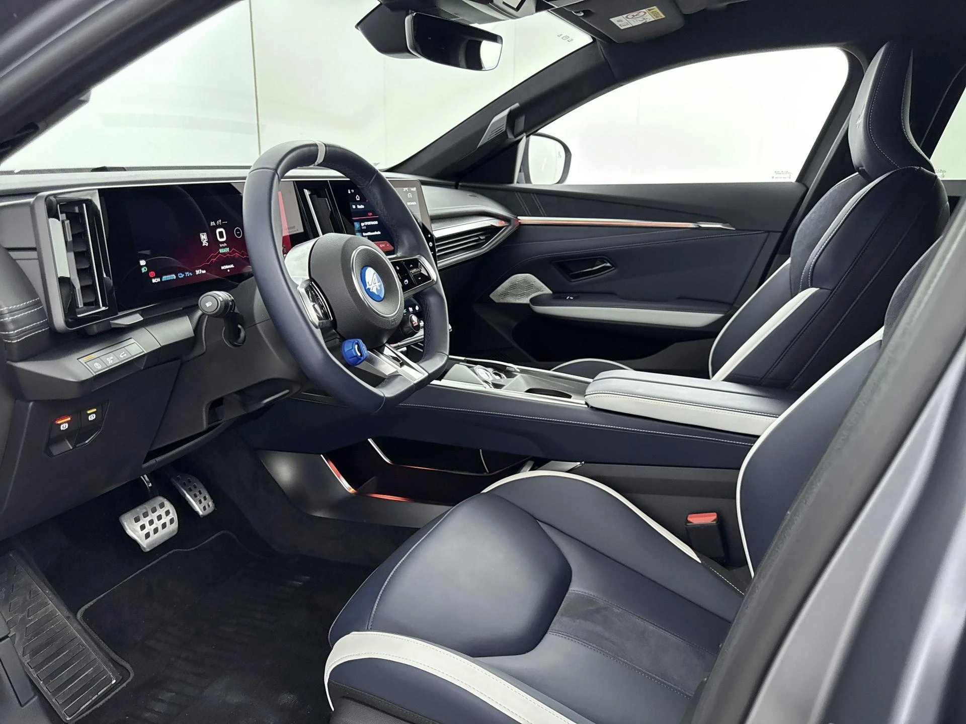 Alpine-A390-image-17