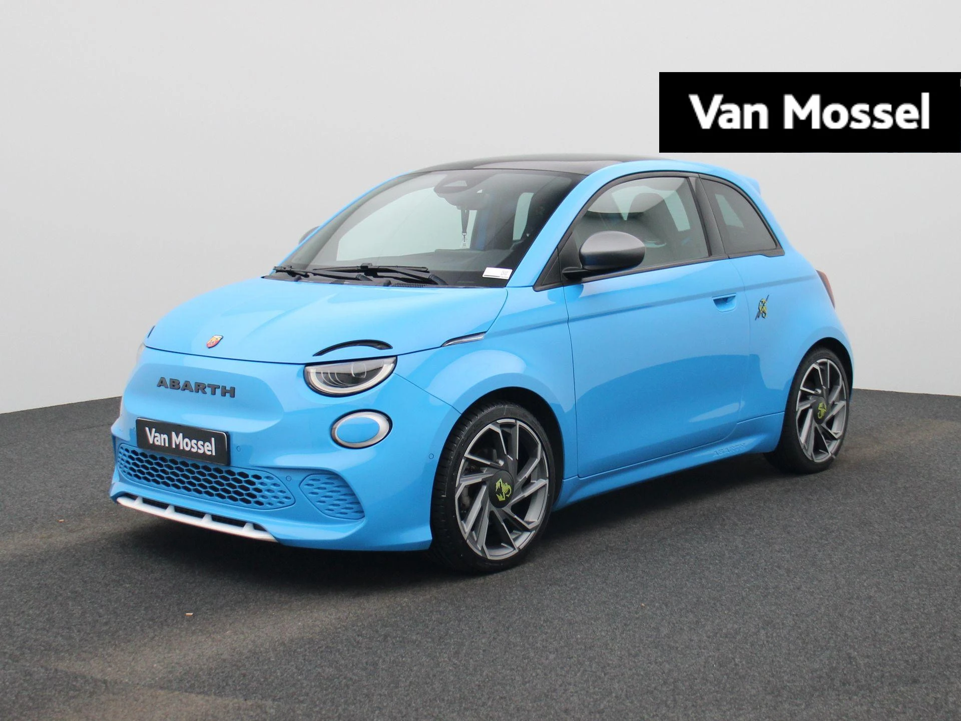 Abarth-500-image-0