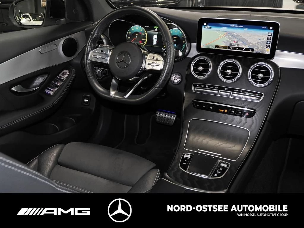 Mercedes-Benz GLC 300 de AMG 4M AHK AUT DYNLICHT PANO KEYLESS AMG LineX254 GLC 300 de AMG 4M AHK AUT DYNLICHT PANO KEYLESS AMG Line