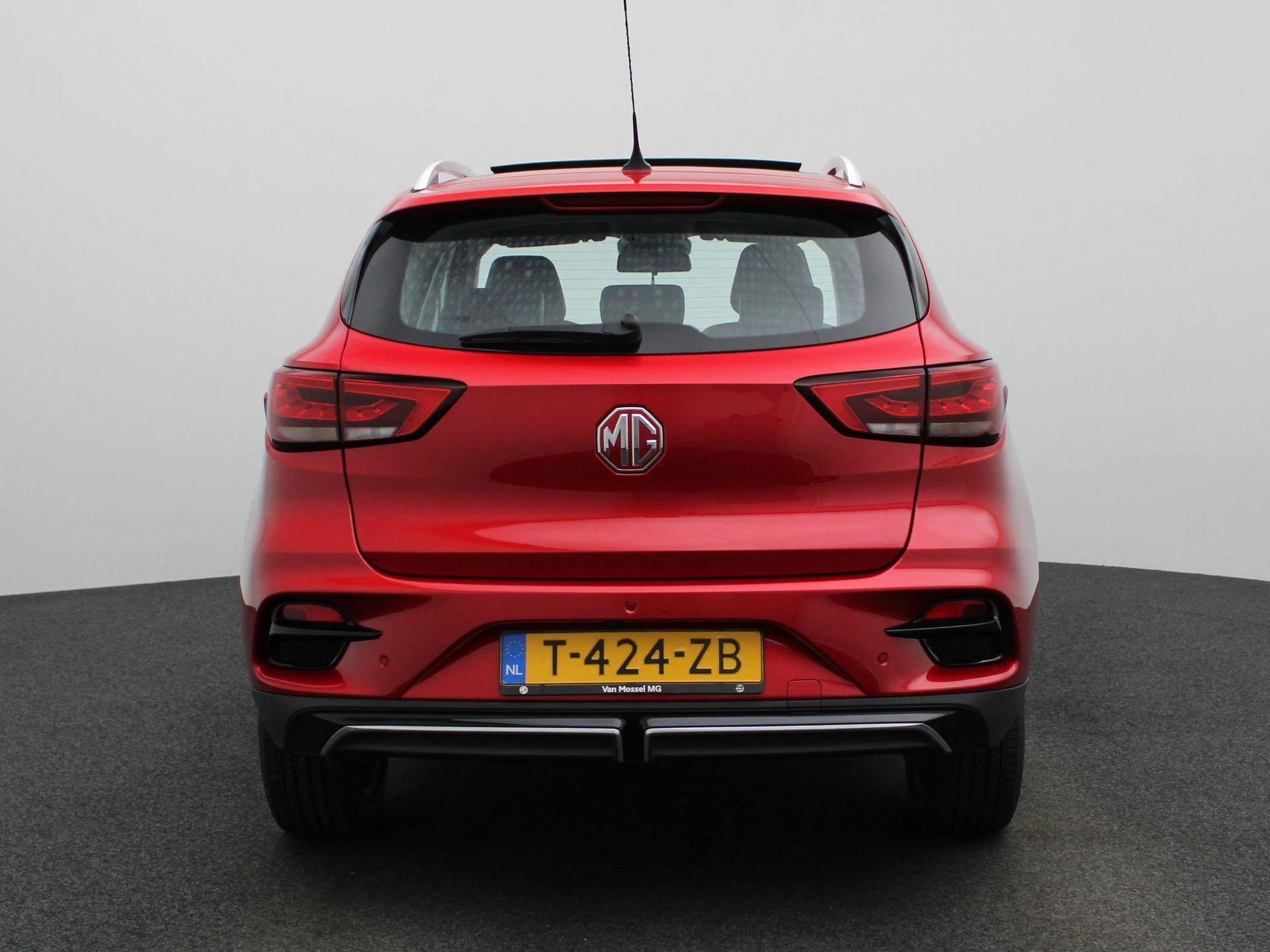 MG-ZS EV-image-4