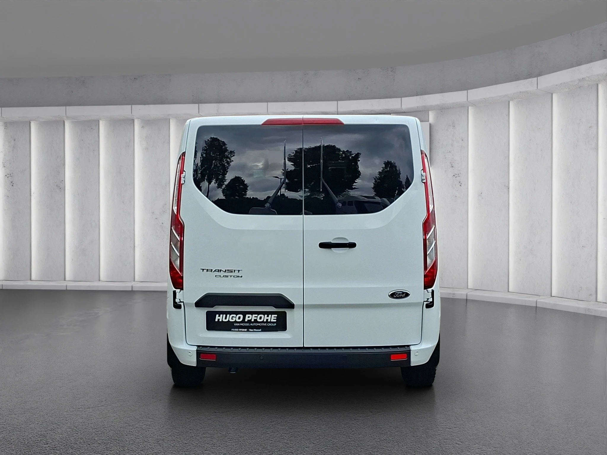 Ford-Transit Custom-image-3