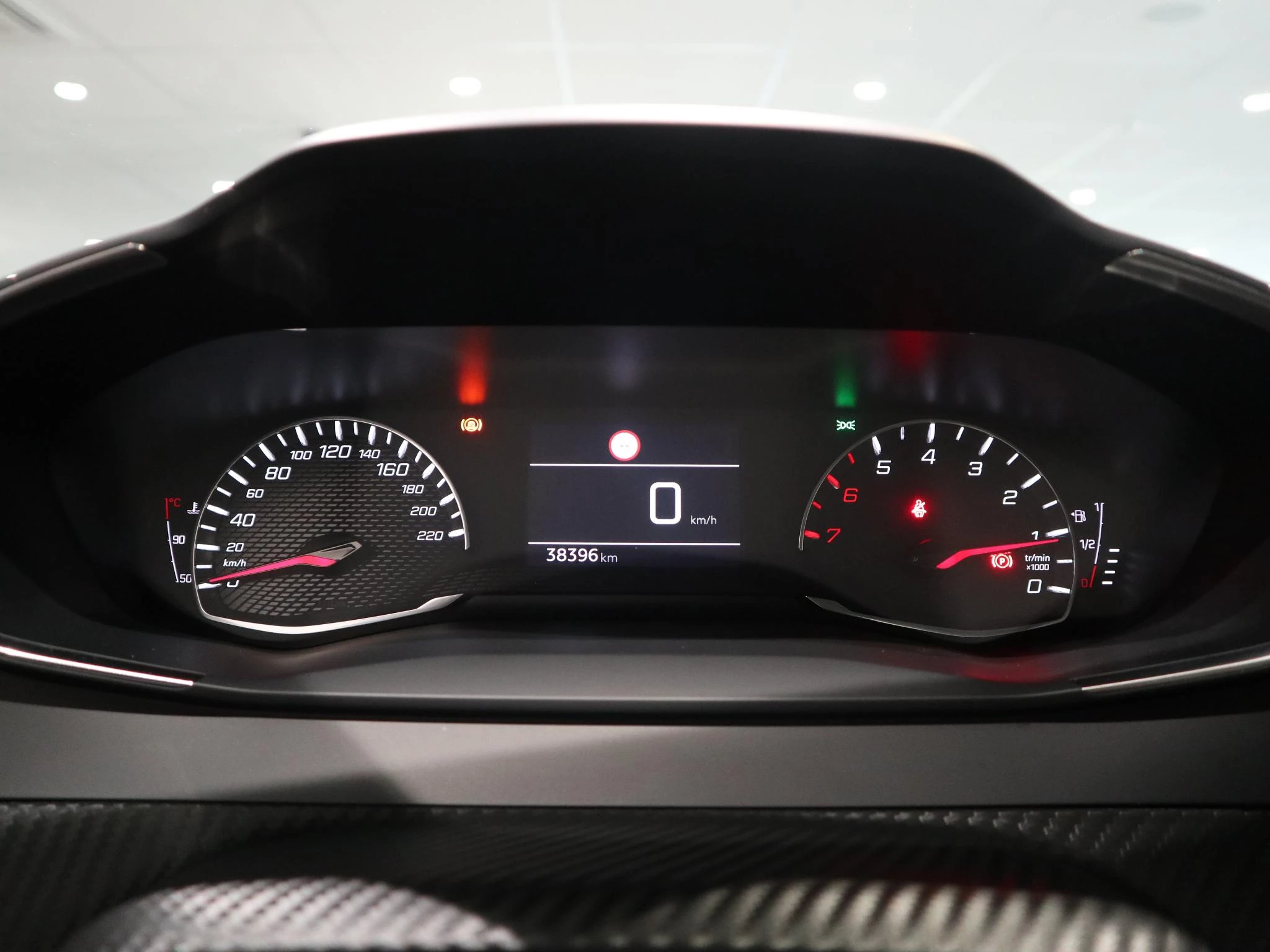 Peugeot-208-image-11