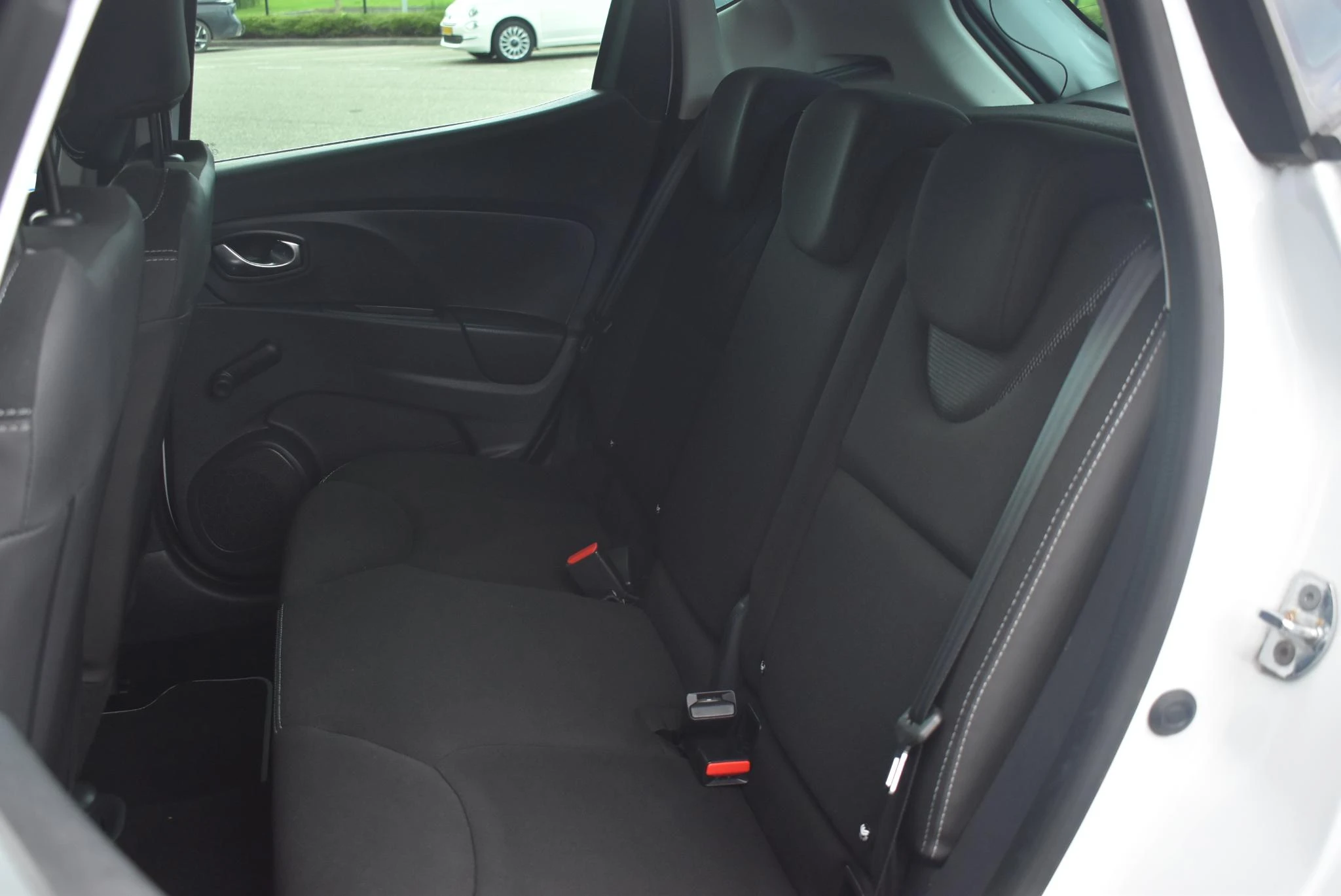 Renault-Clio-image-29