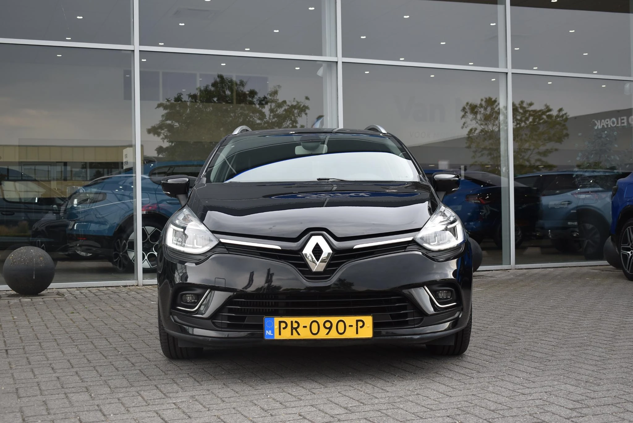 Renault-Clio-image-1