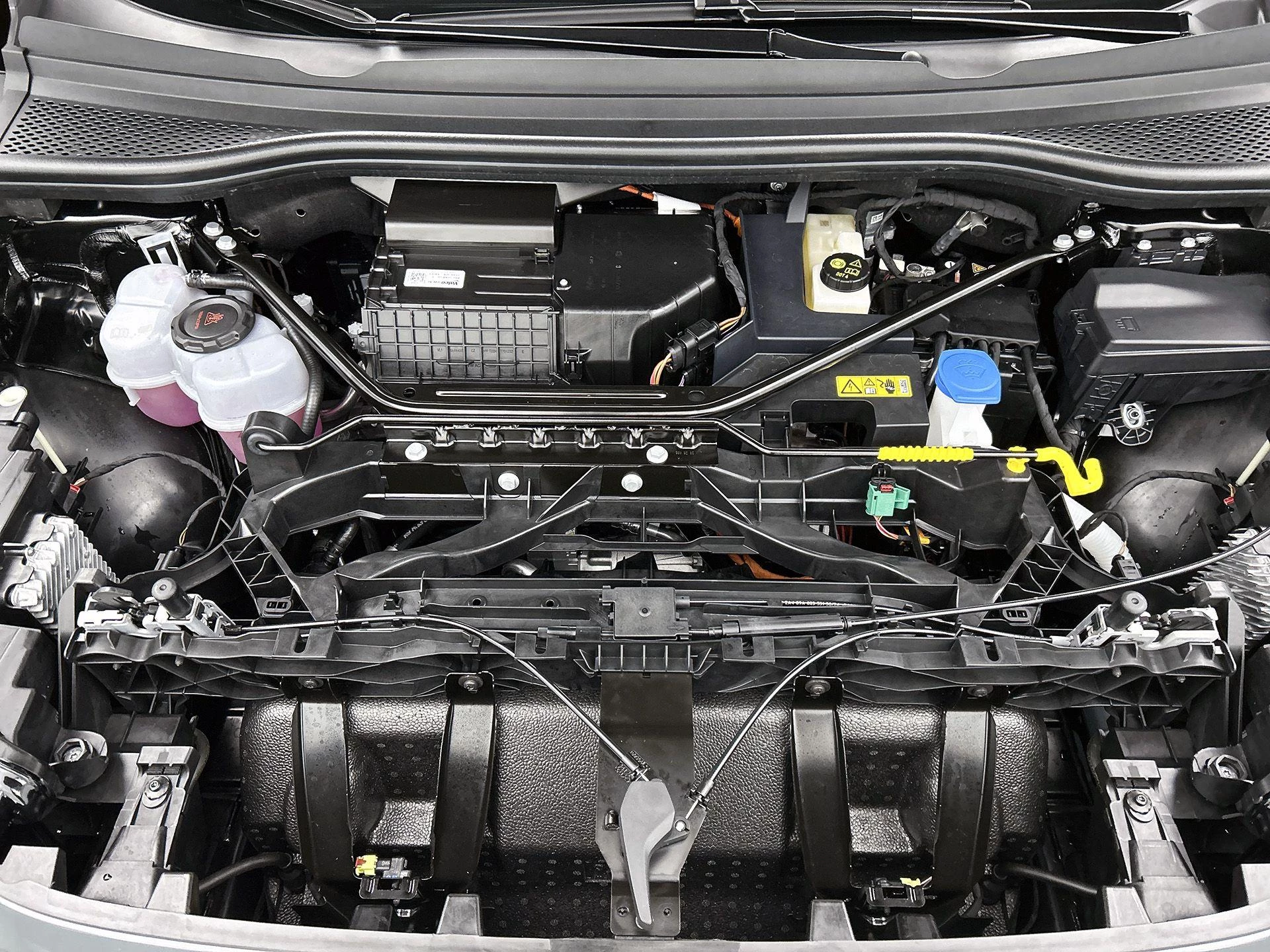 Audi-Q4 e-tron-image-26