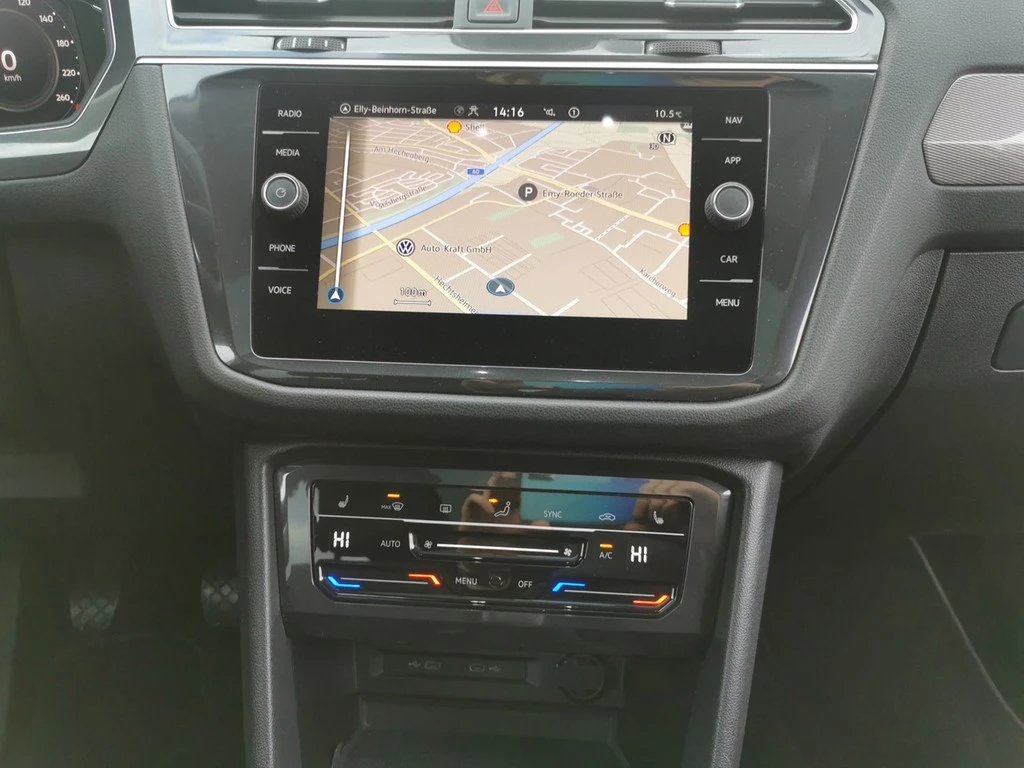 Volkswagen Tiguan Allspace 1.5 TSI Life *Navi*Pano*