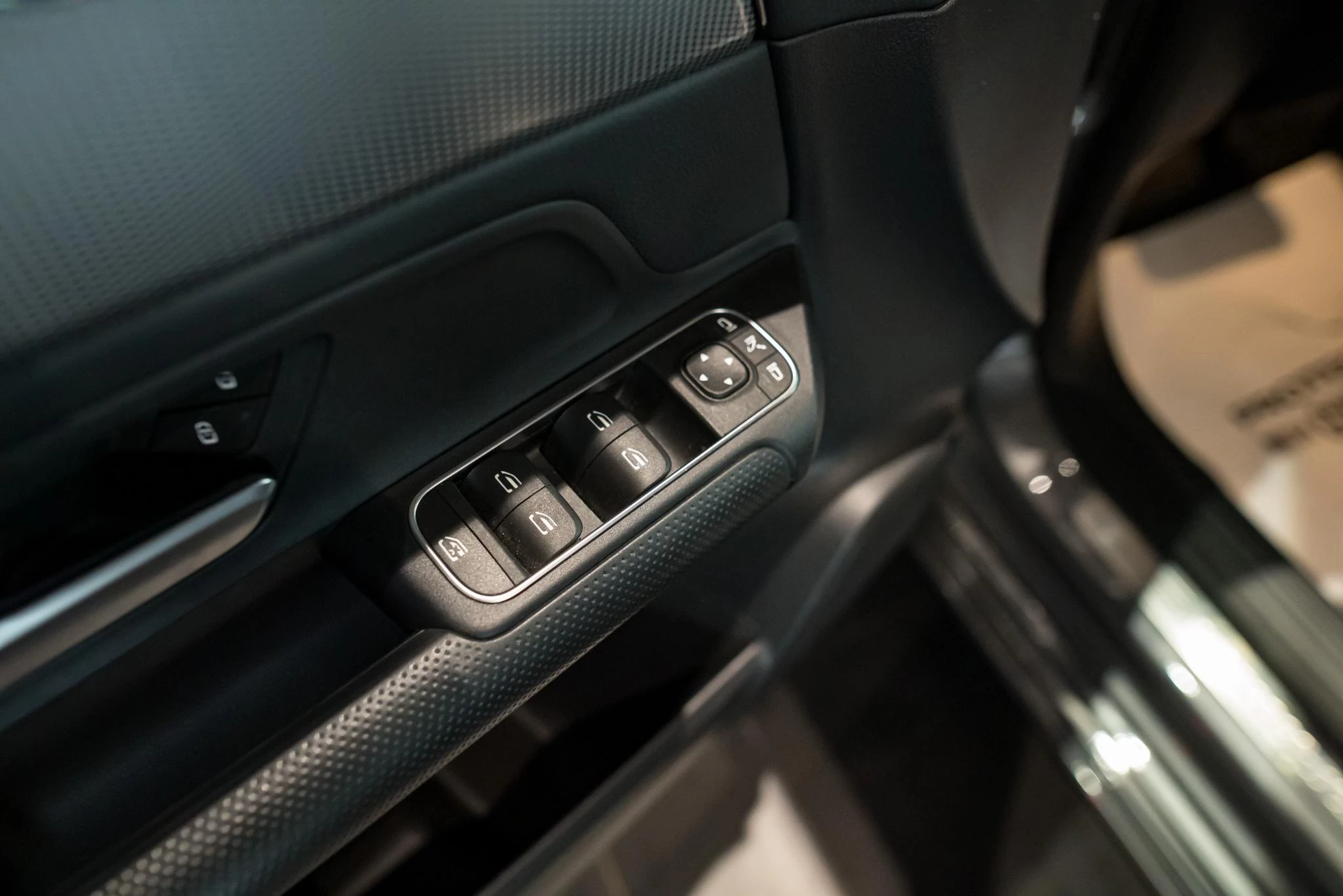 Mercedes-Benz-B-Klasse-image-20