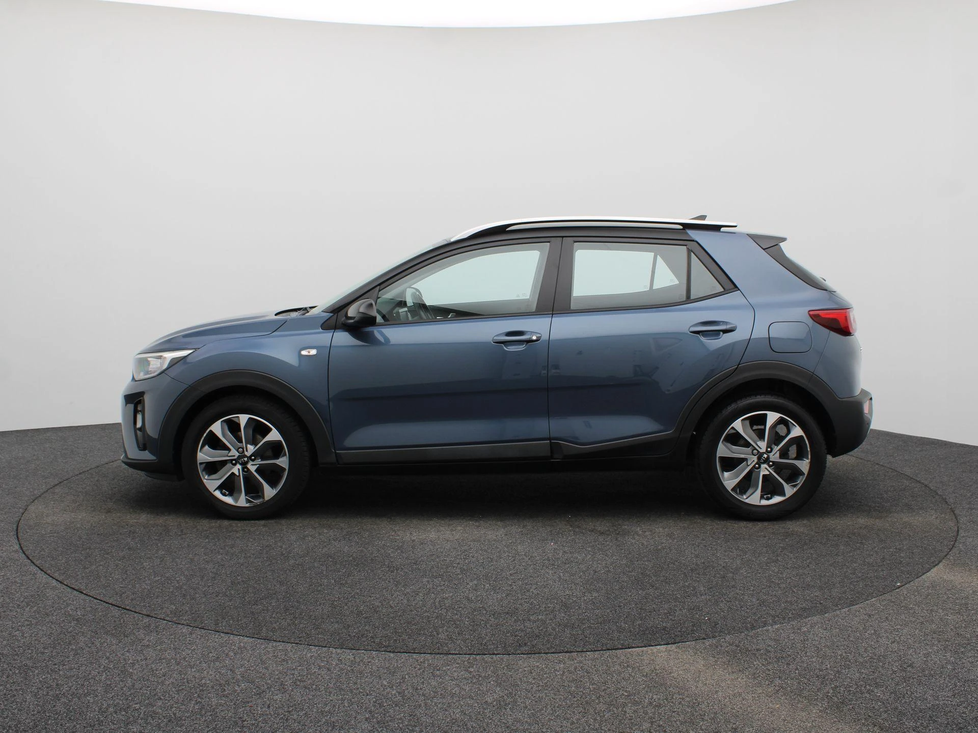 Kia-Stonic-image-3