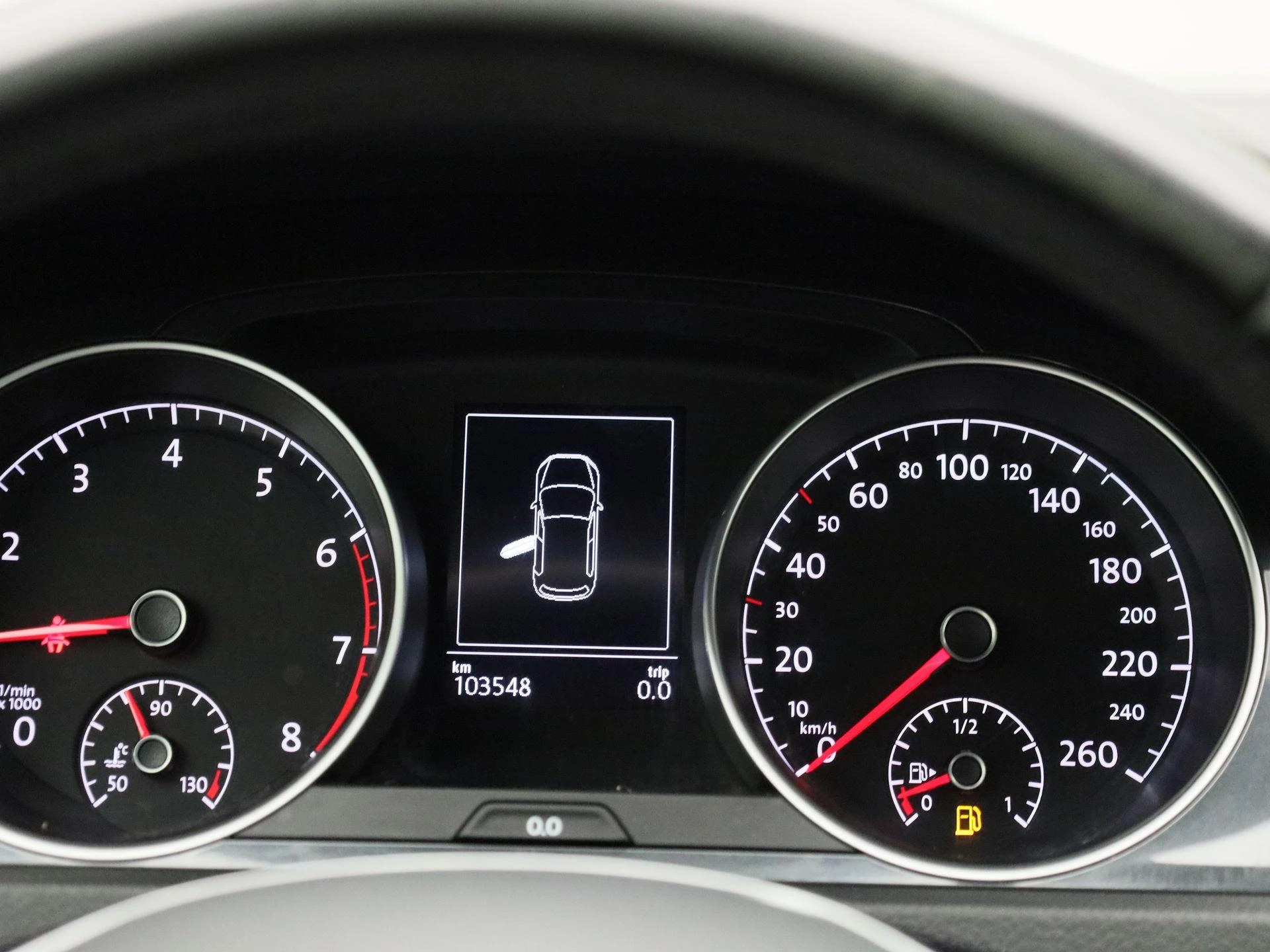 Volkswagen-Golf-image-8