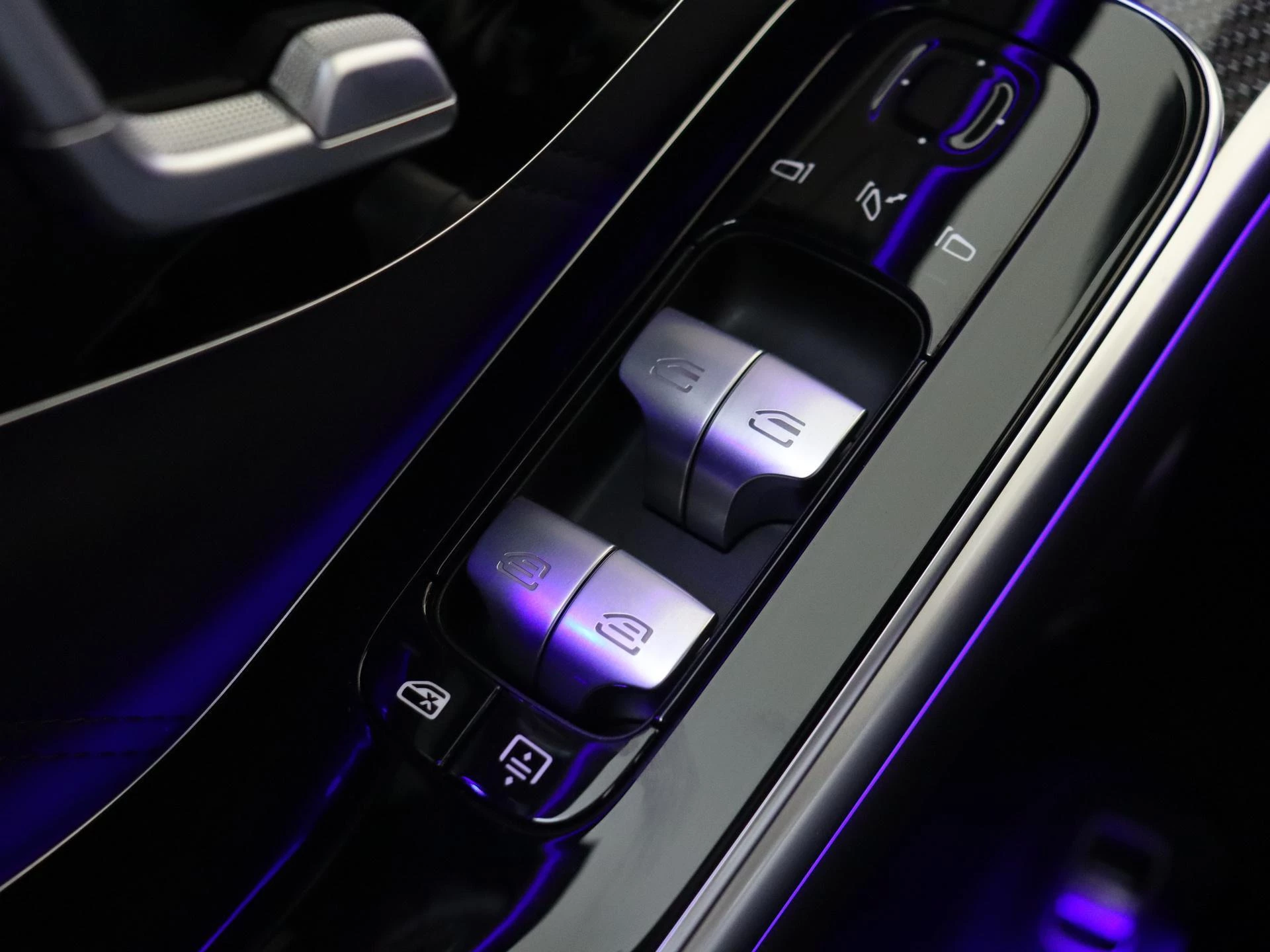 Mercedes-Benz-S-Klasse-image-27