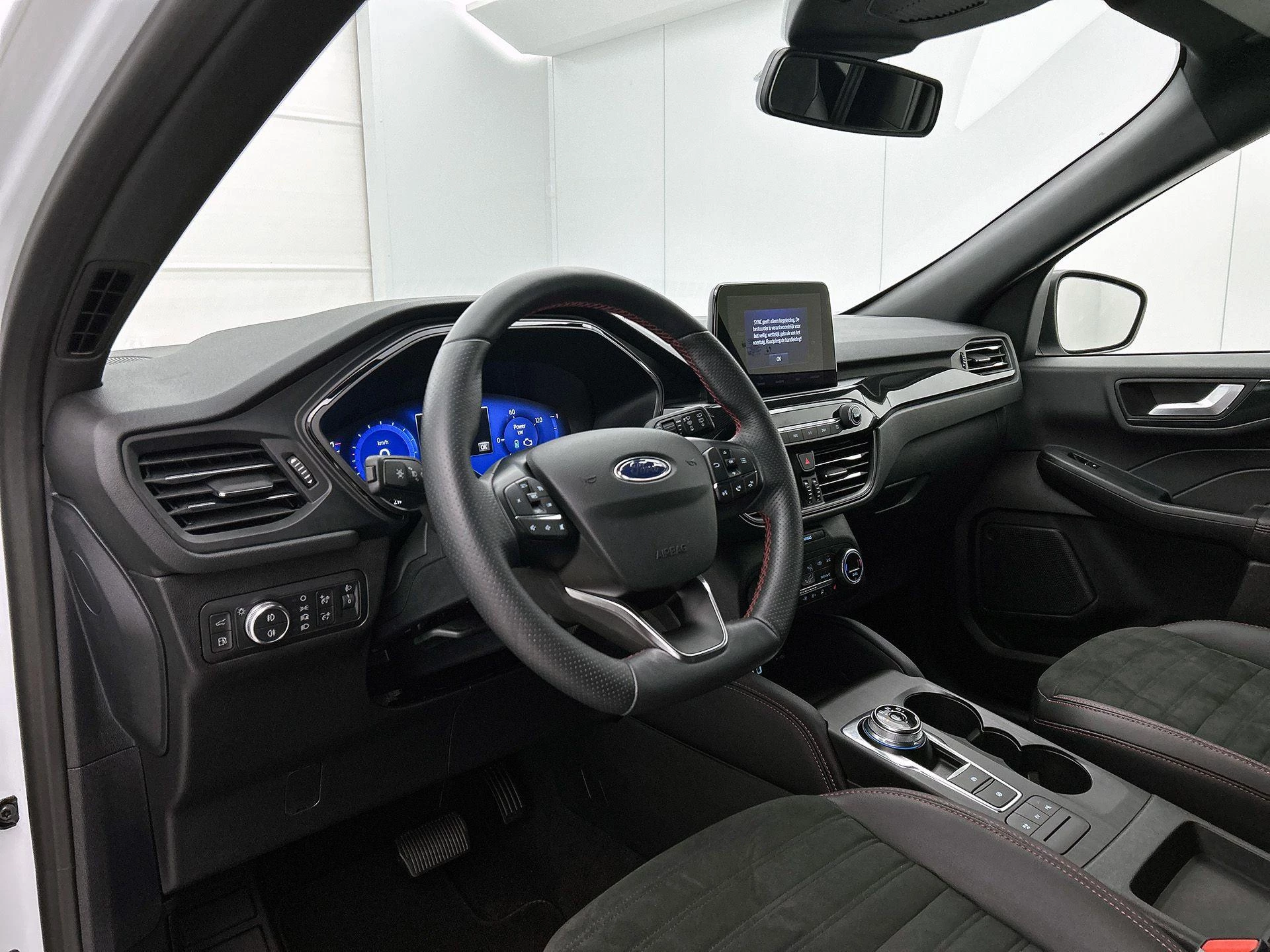Ford-Kuga-image-19