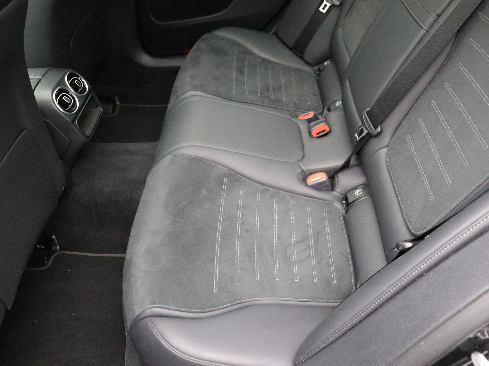 Mercedes-Benz Classe C 300 e AMG Line Break + PANORAMISCH DAK + 360 CAMERA + CARPLAY +