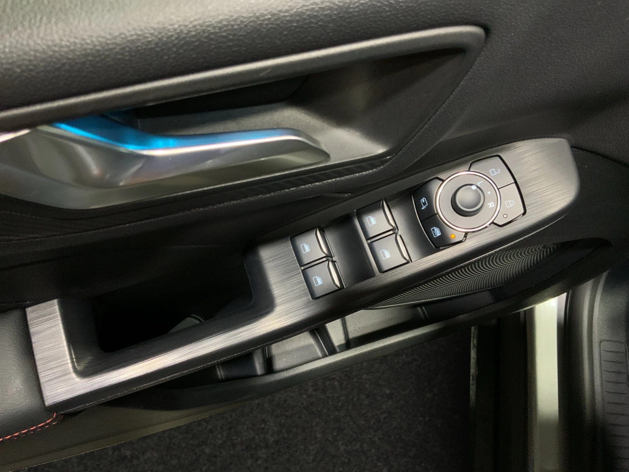 Ford Kuga ST-Line Aut.*KAM*LED-MATRIX*NAVI*GRA*WINTER-PKT.