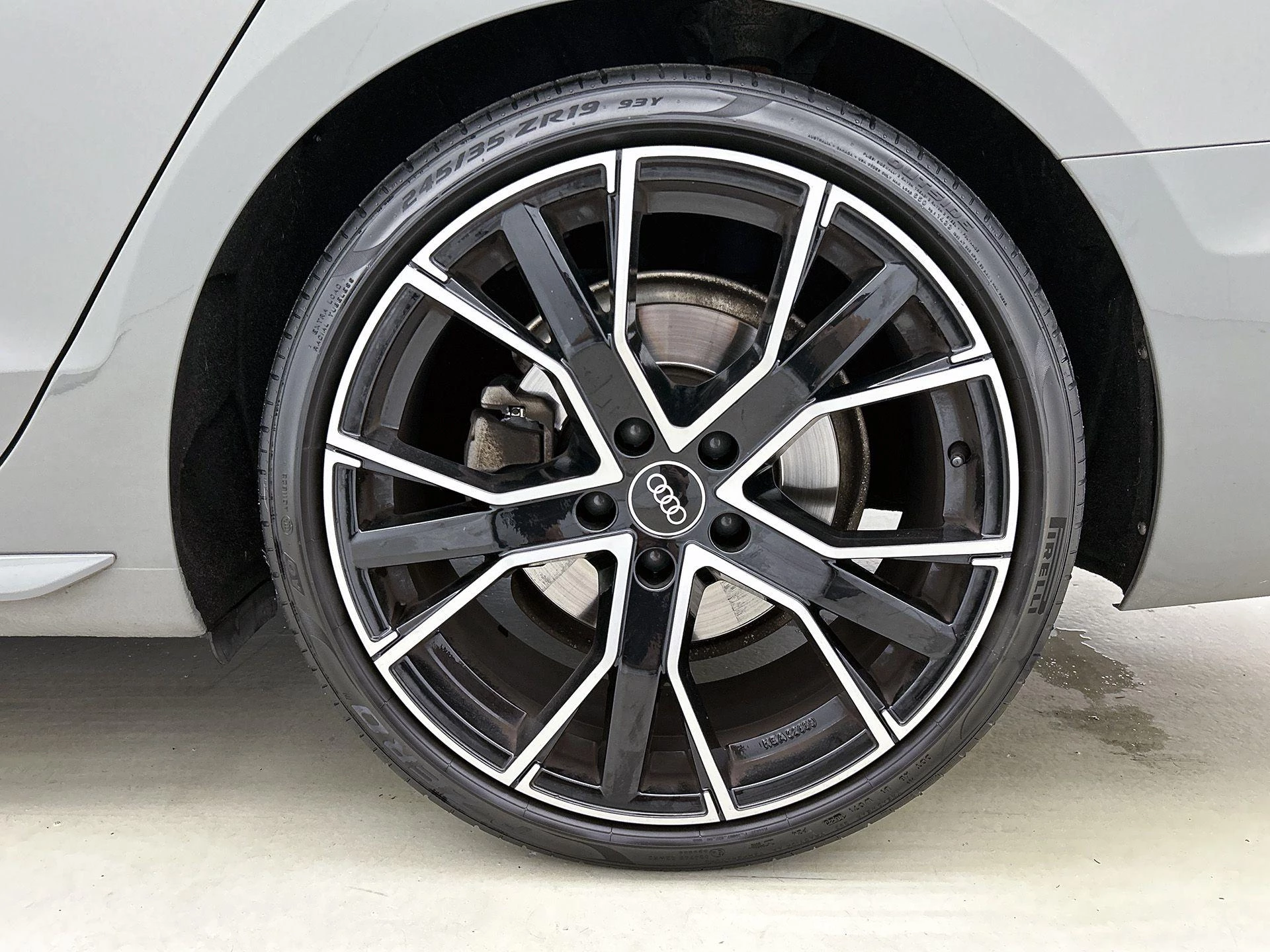 Audi A4 Avant 35 TFSI Launch edition Sport 150 PK