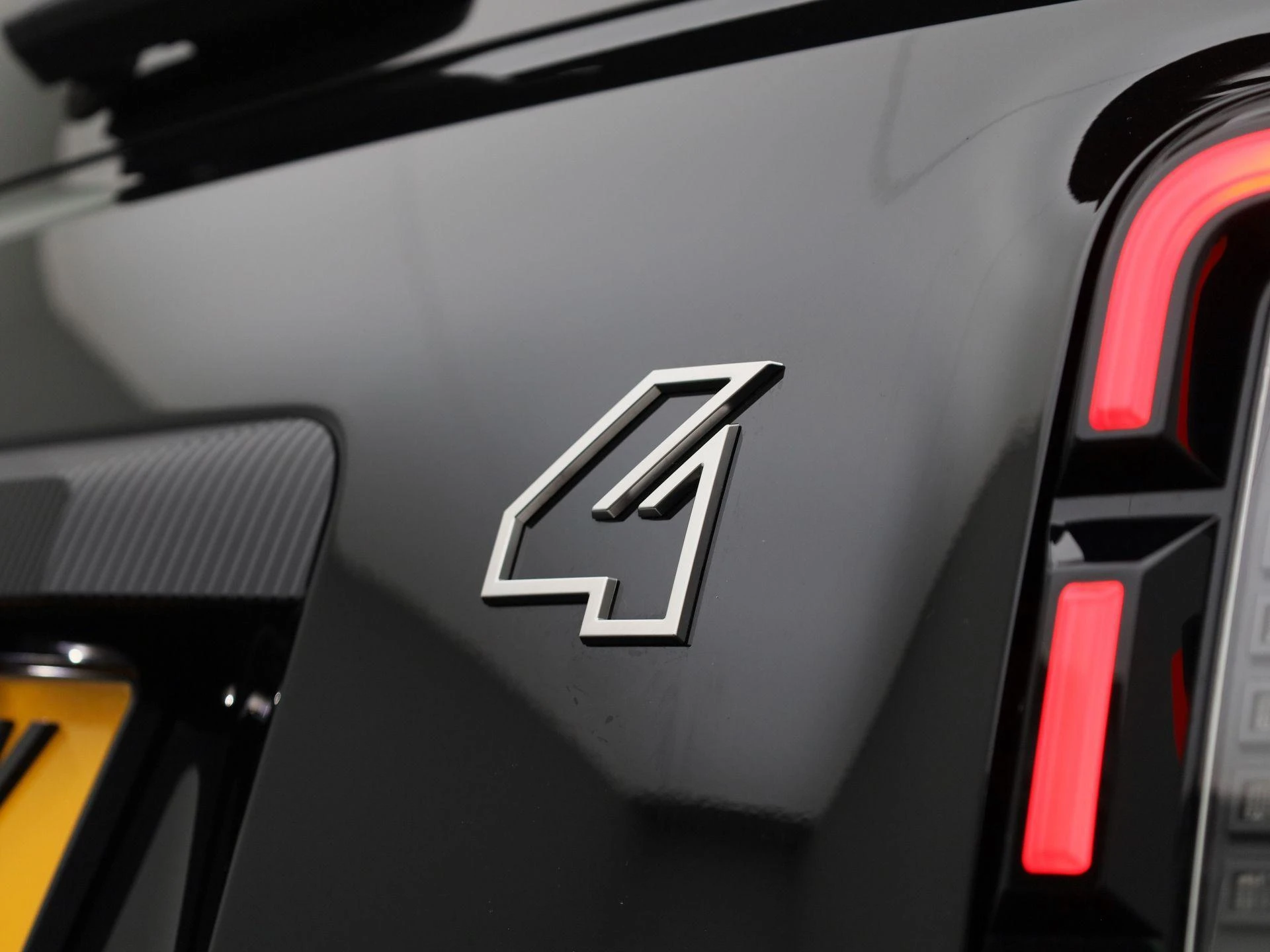 Renault-4-image-9