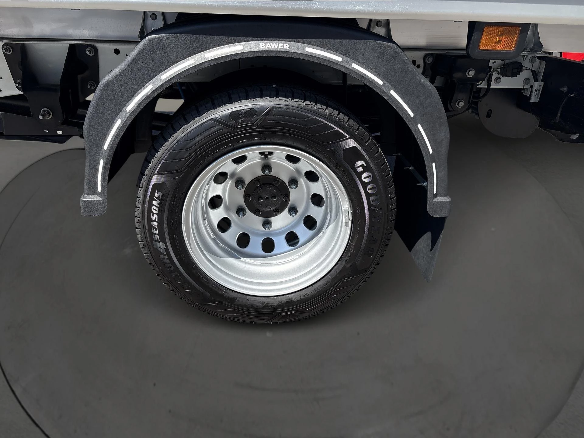 Ford Transit 350L 165ch A10 RWD|Trend|Open laadbak|sleep 3.5T
