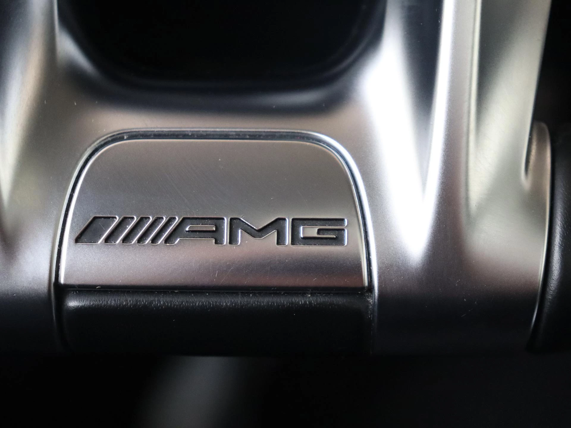 Mercedes-Benz-GLE-image-23