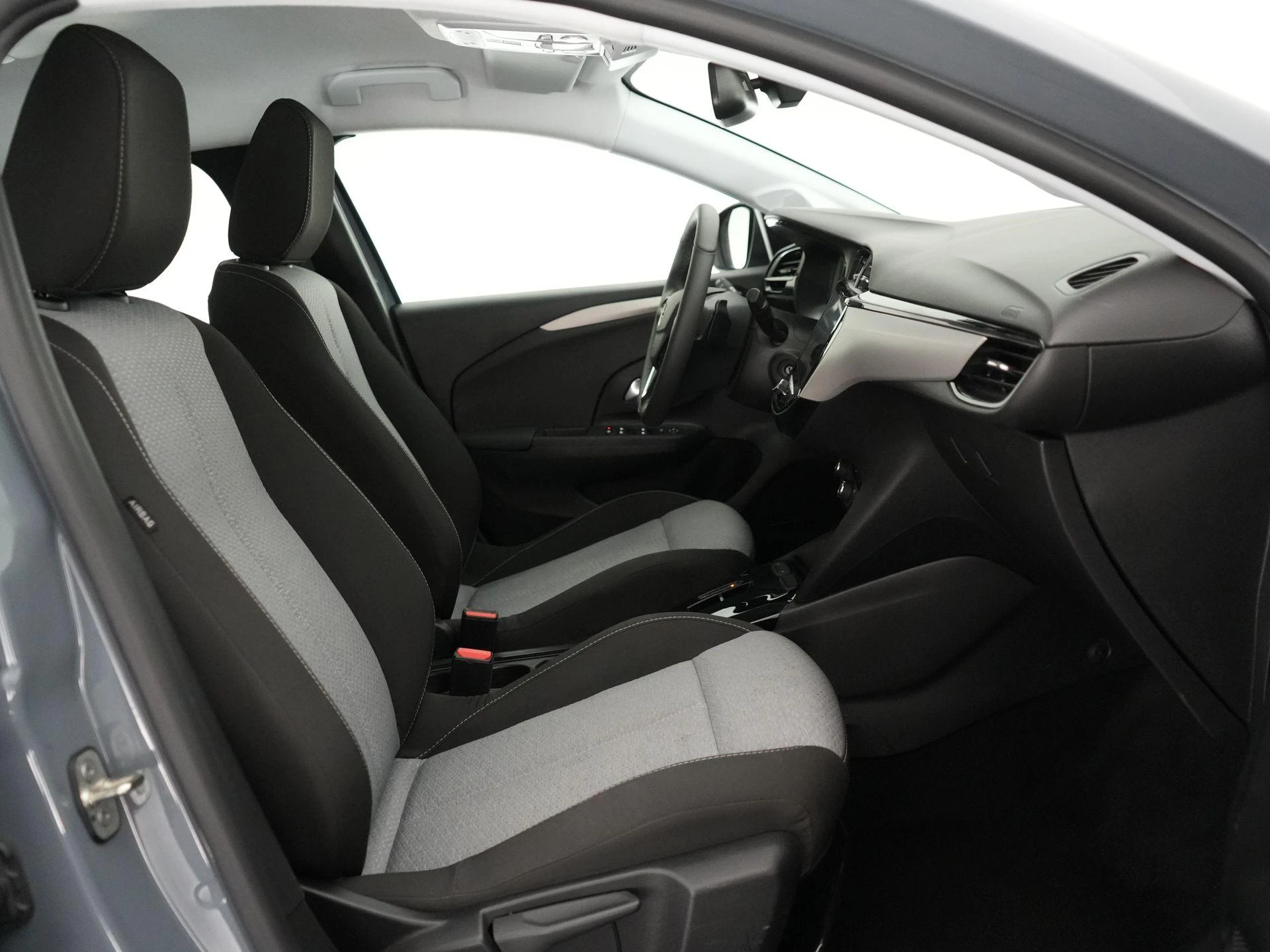 Opel-Corsa-image-11