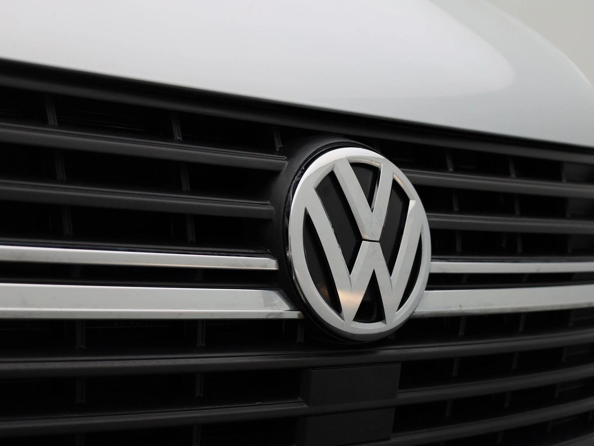 Volkswagen-Transporter-image-33