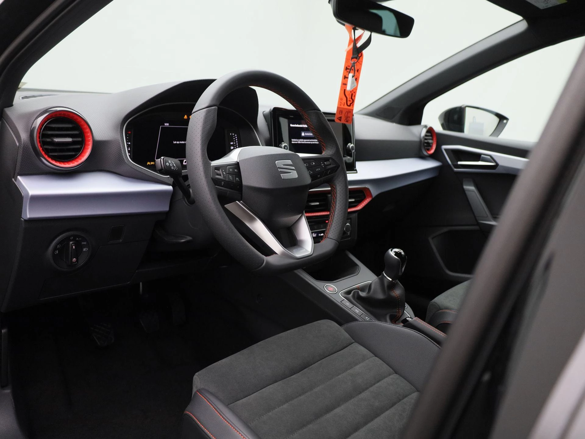 SEAT-Ibiza-image-30