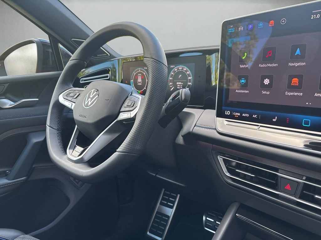 Volkswagen-Tiguan-image-6