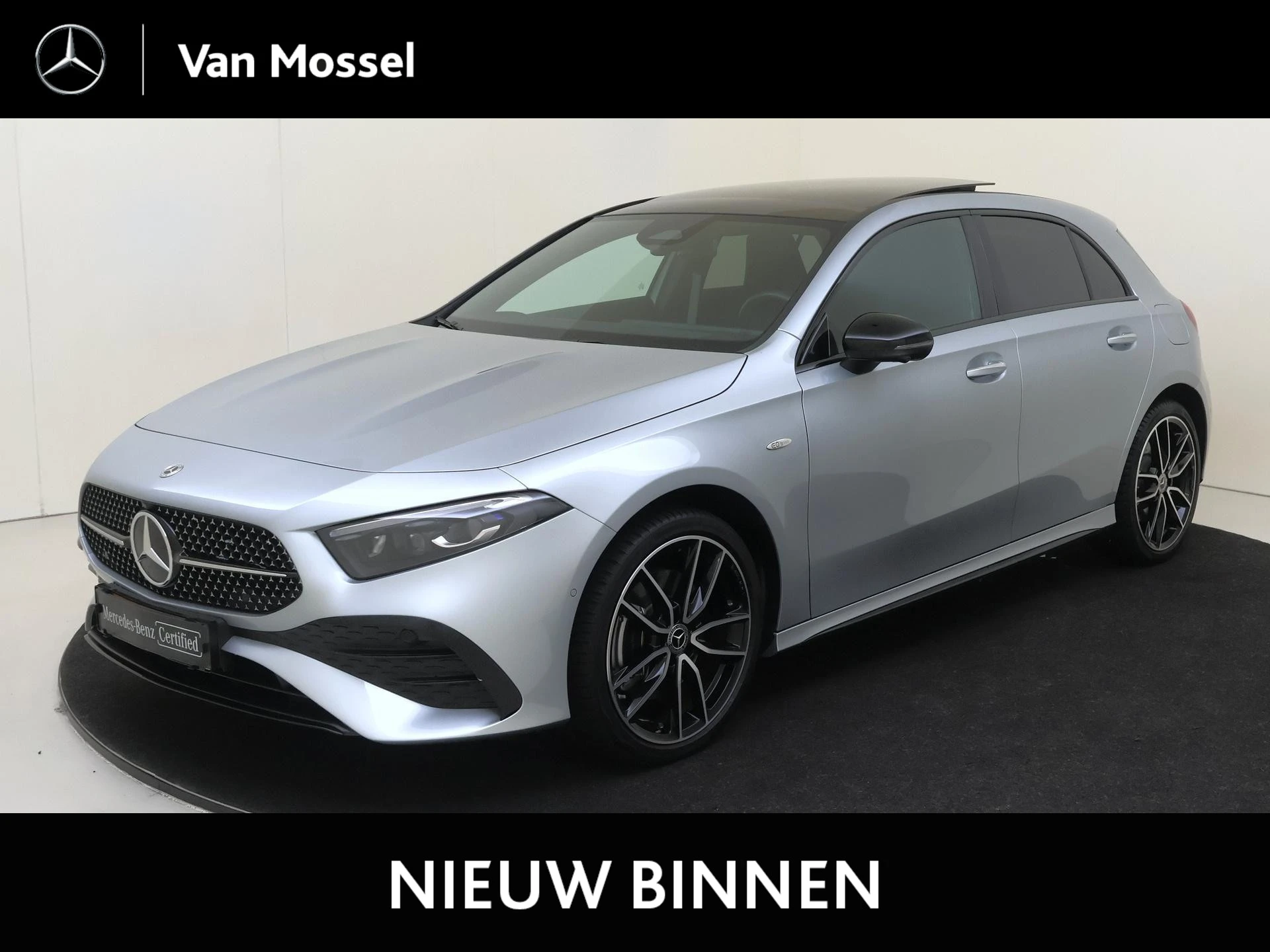 Mercedes-Benz-A-Klasse-image-0