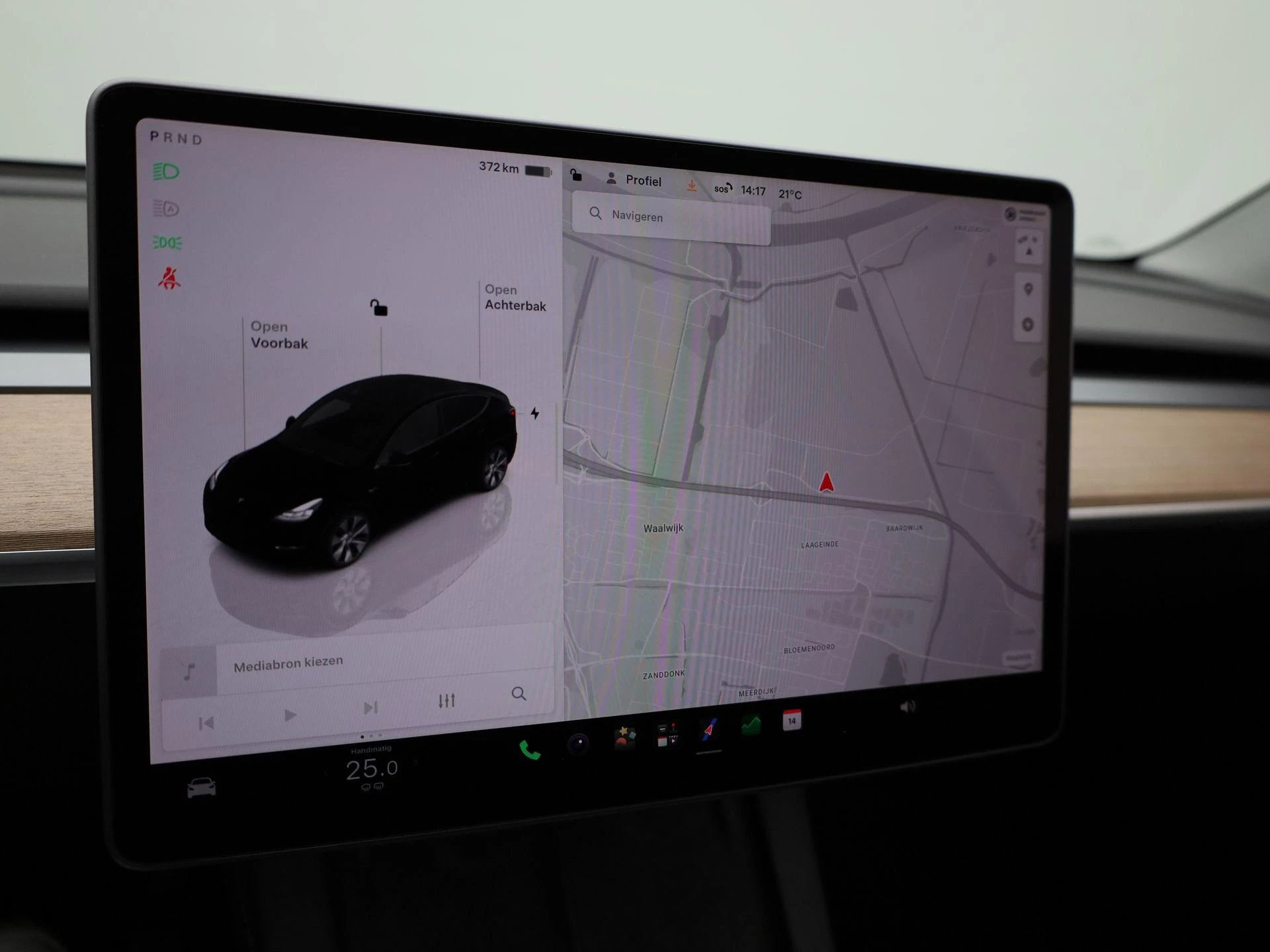 Tesla-Model Y-image-23