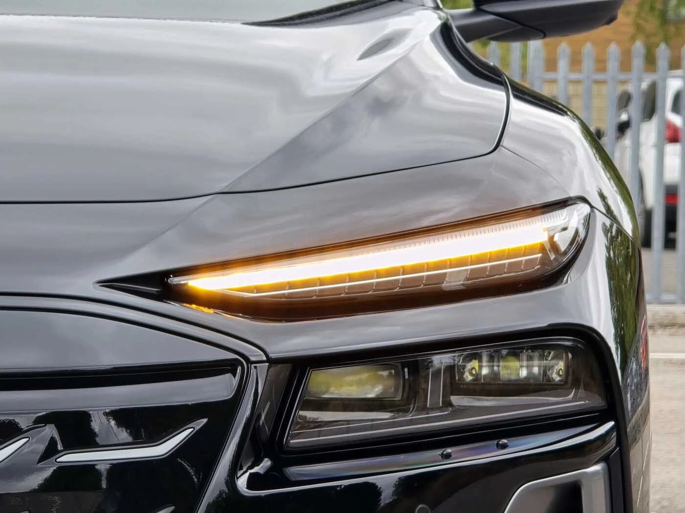 Audi-A6 Avant e-tron-image-30