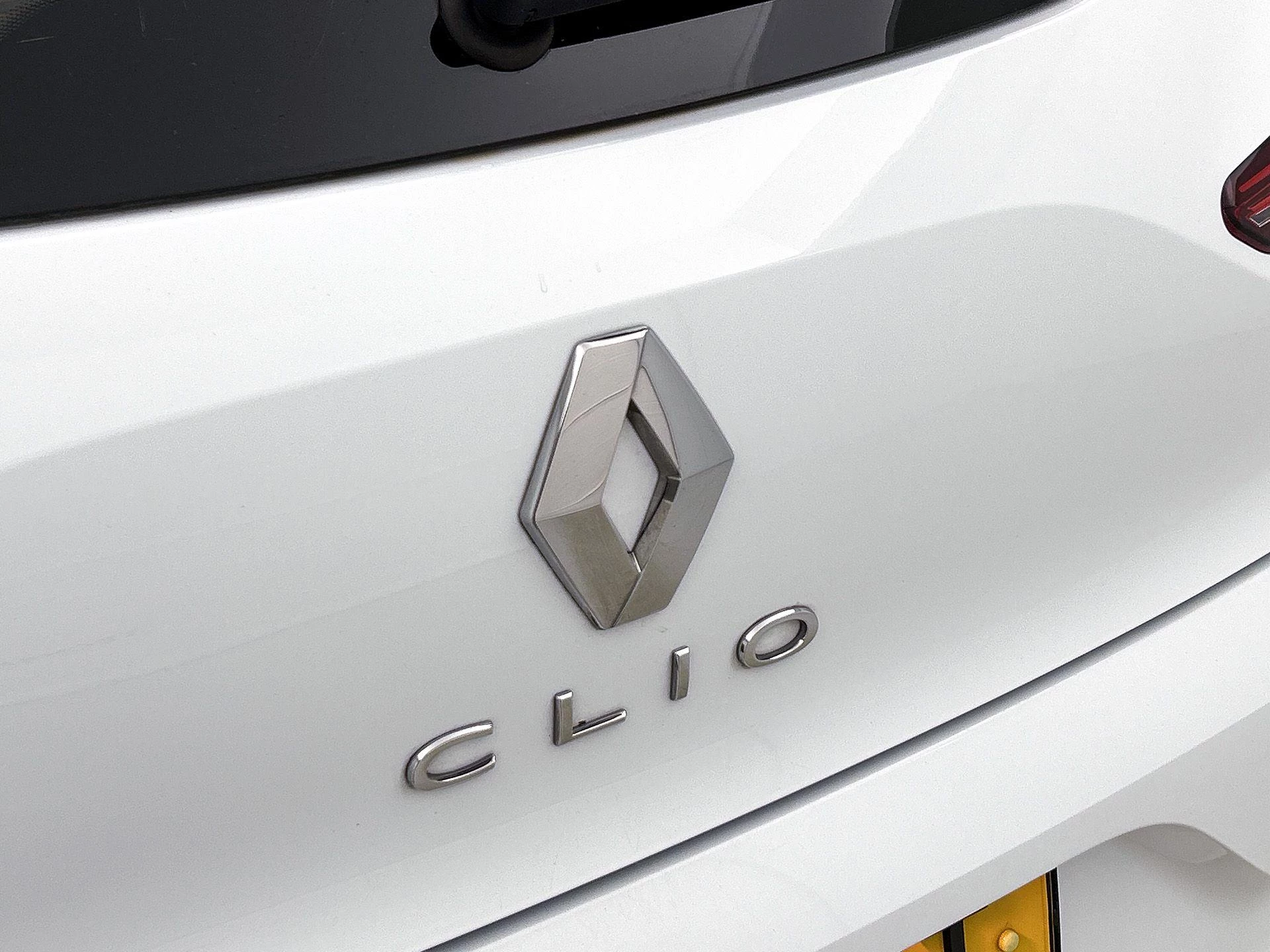 Renault-Clio-image-22