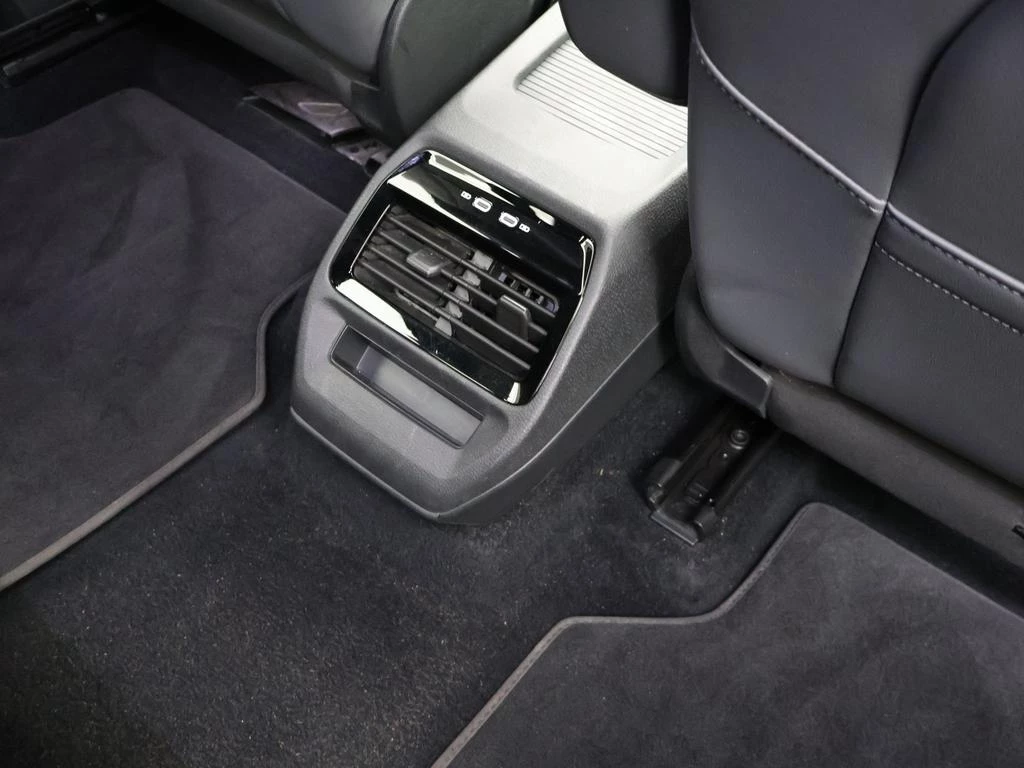 Volkswagen ID.4 1st 204PK *ALCANTARA*LEDER*ACC*LANE-ASSIST*NAVI*CAMERA*ZETELVERWARMING*...*