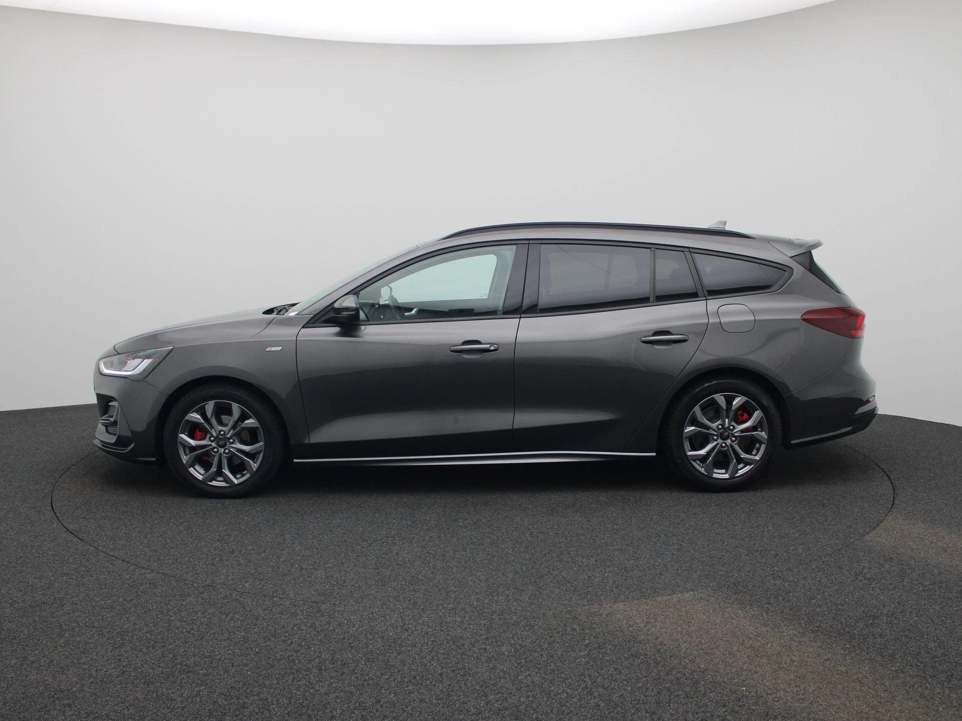Ford Focus Wagon 1.0 EcoBoost Hybrid ST Line X
