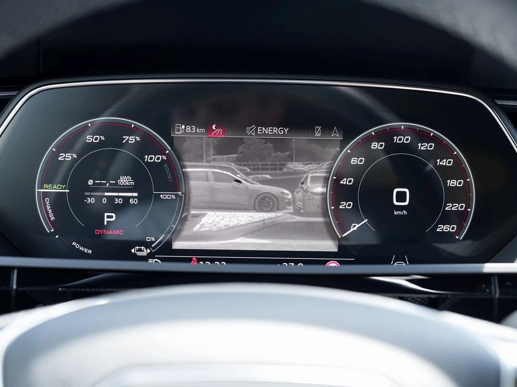 Audi-e-tron-image-13