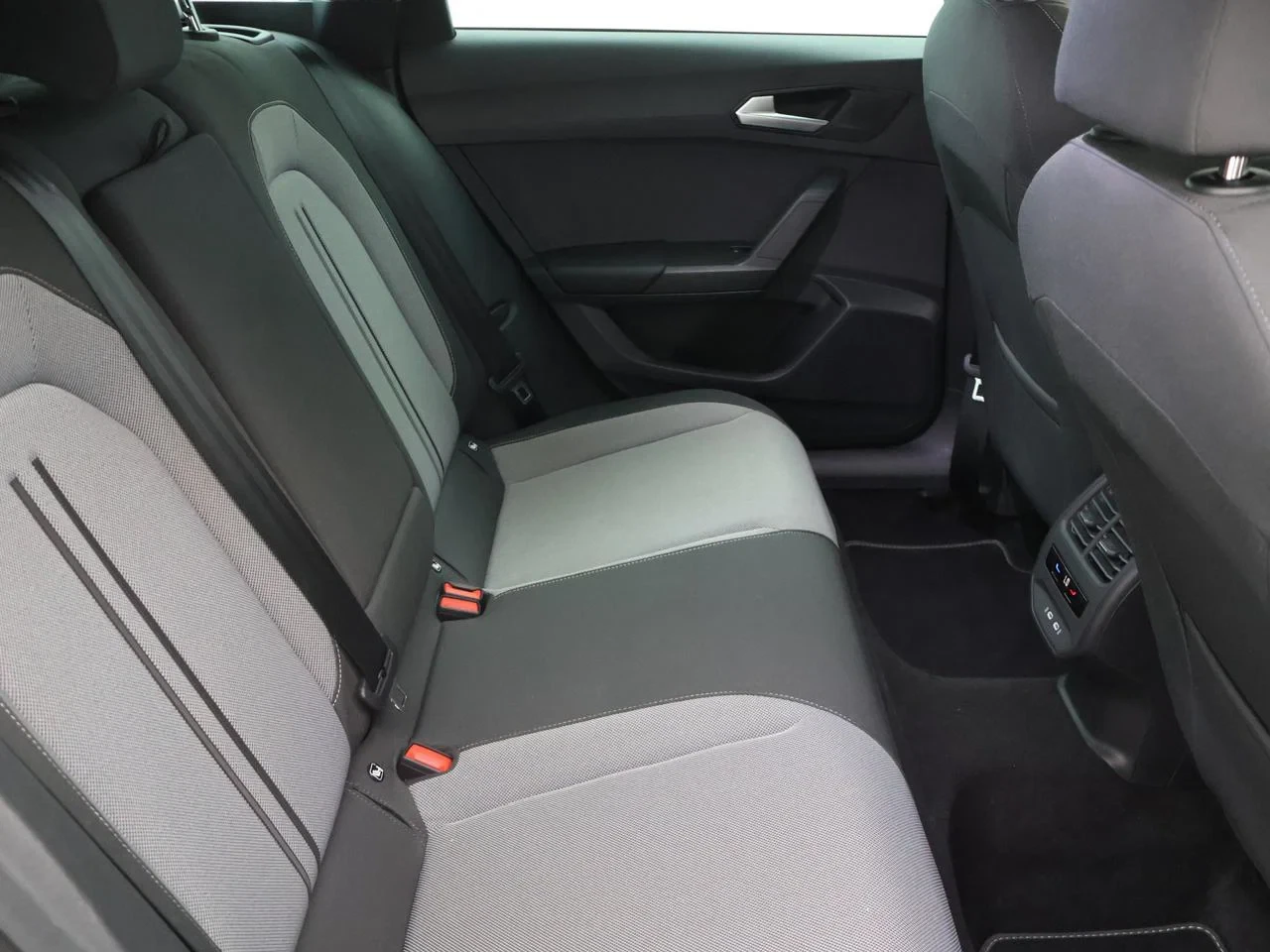 SEAT-Leon-image-4