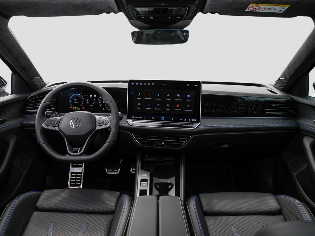 Volkswagen Passat R-Line 1,5 l eHybrid 177 PS / 85 KW 6-Gang DSG