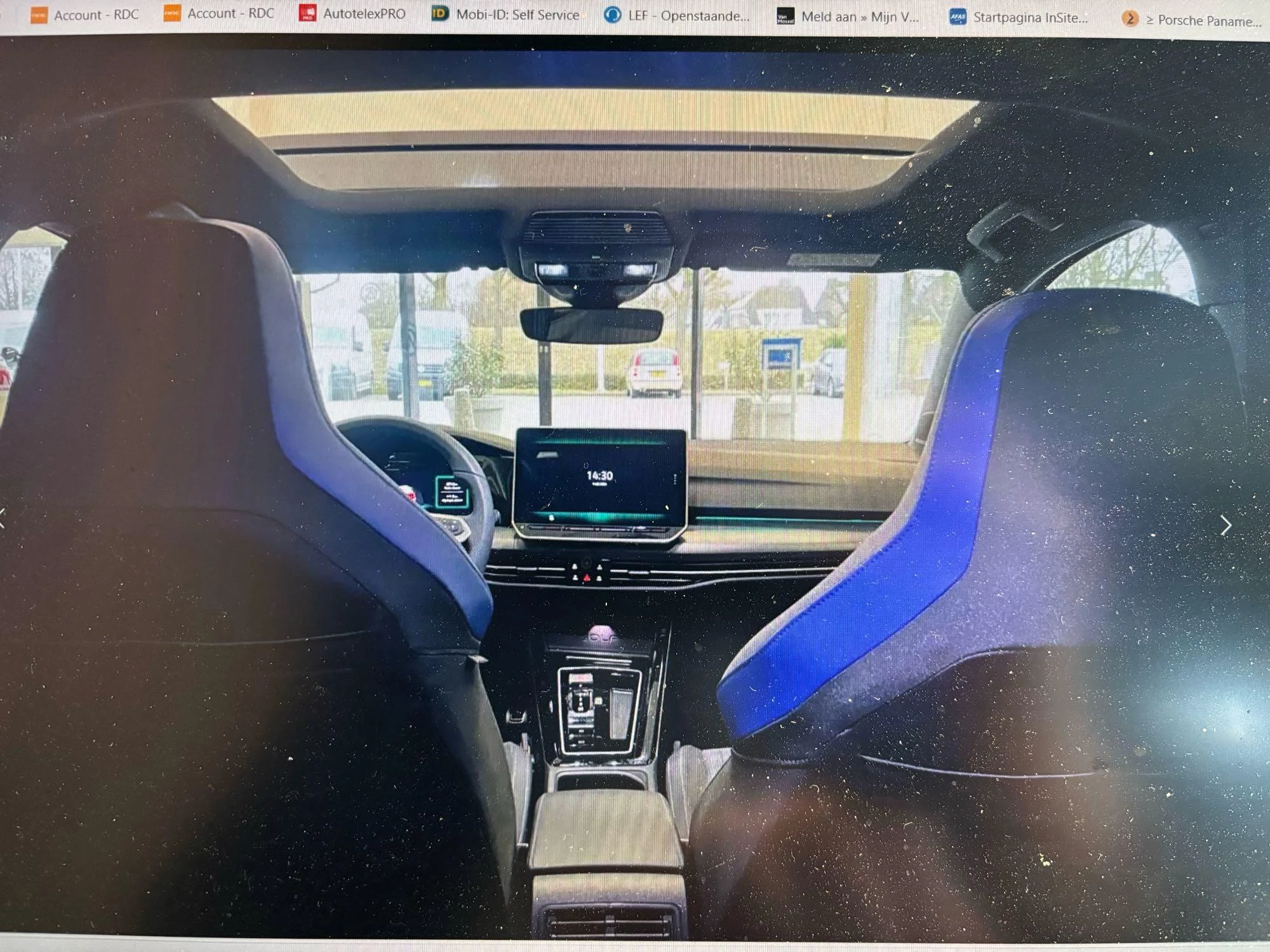 Volkswagen-Golf-image-9