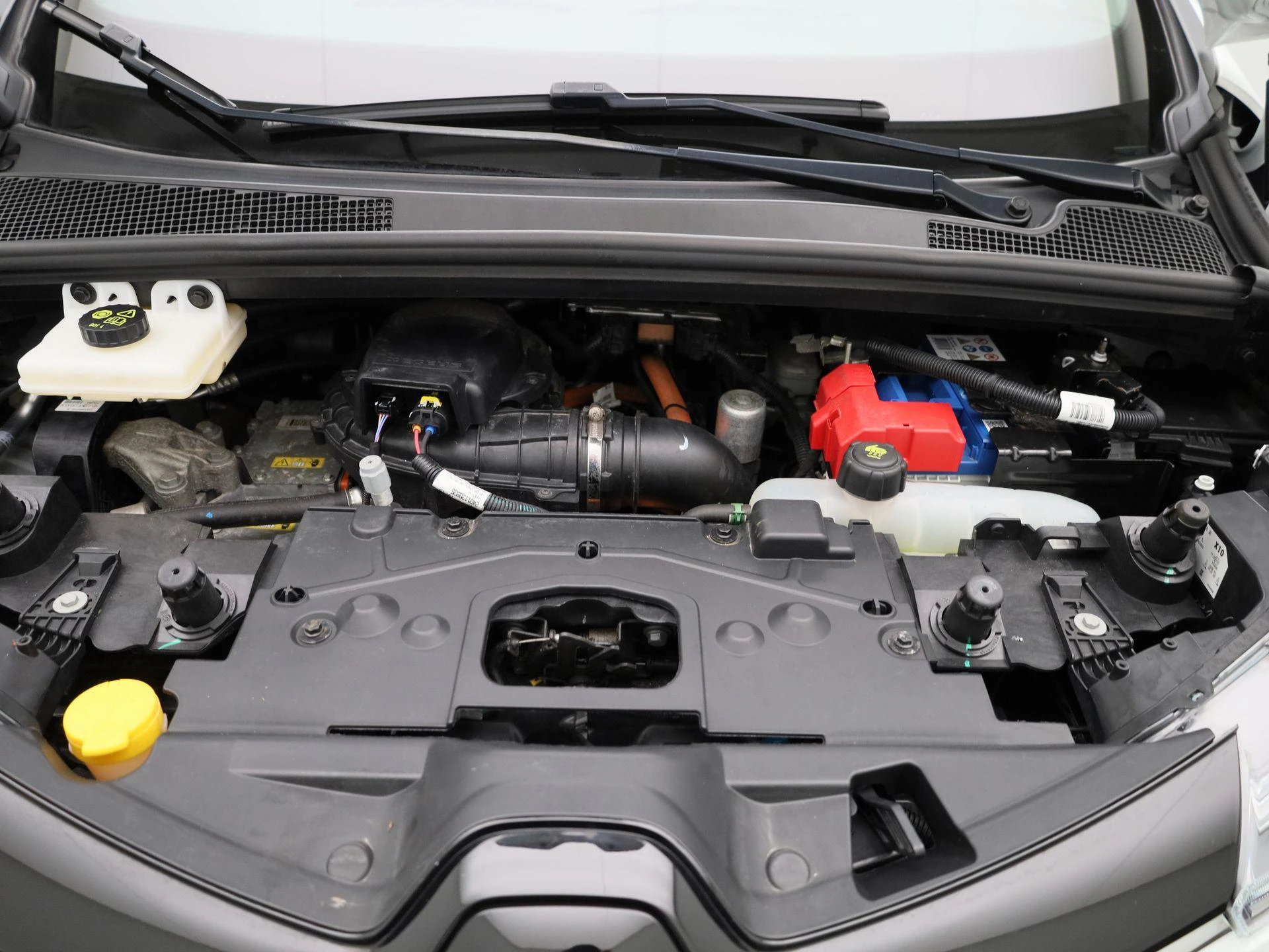 Renault-ZOE-image-28
