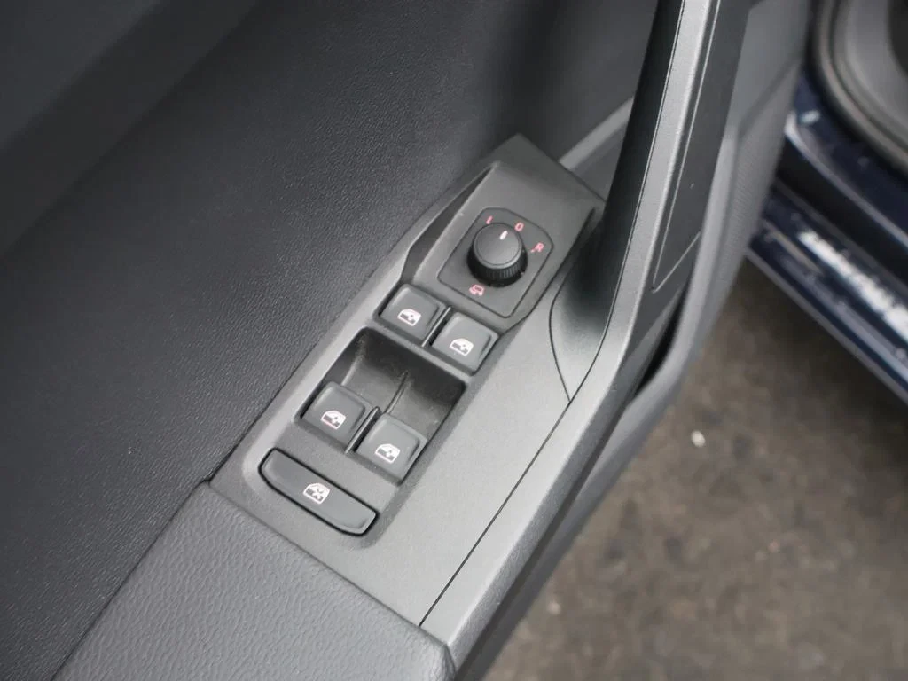 SEAT-Ibiza-image-17