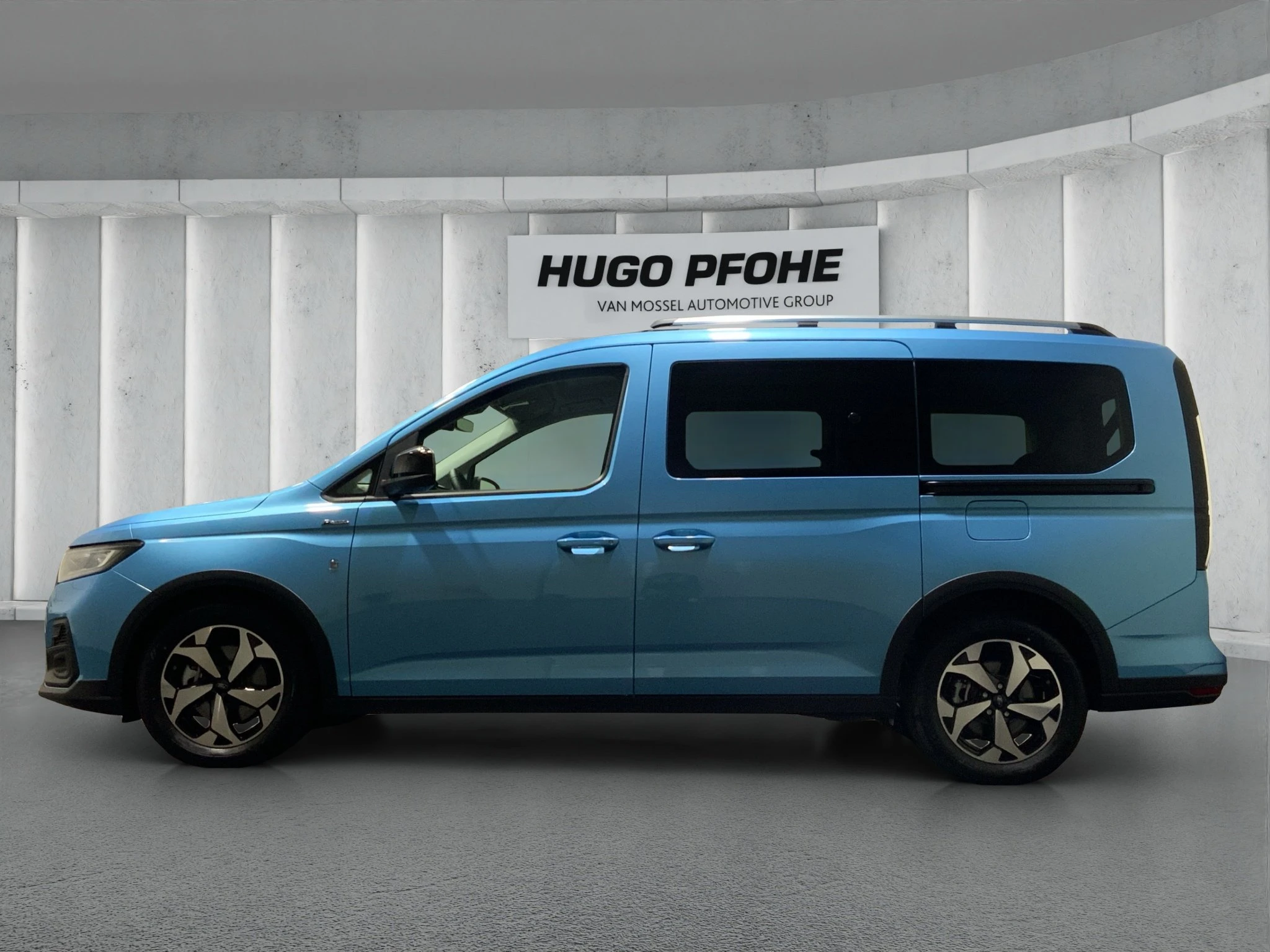 Ford-Tourneo Connect-image-1