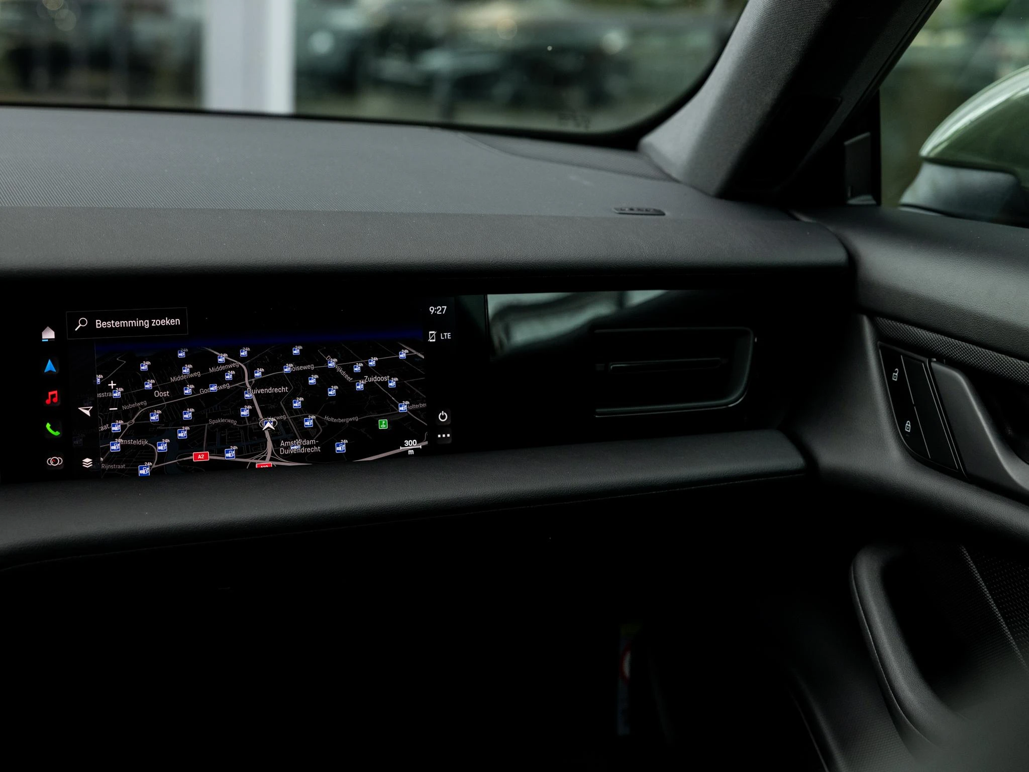Porsche-Taycan-image-14