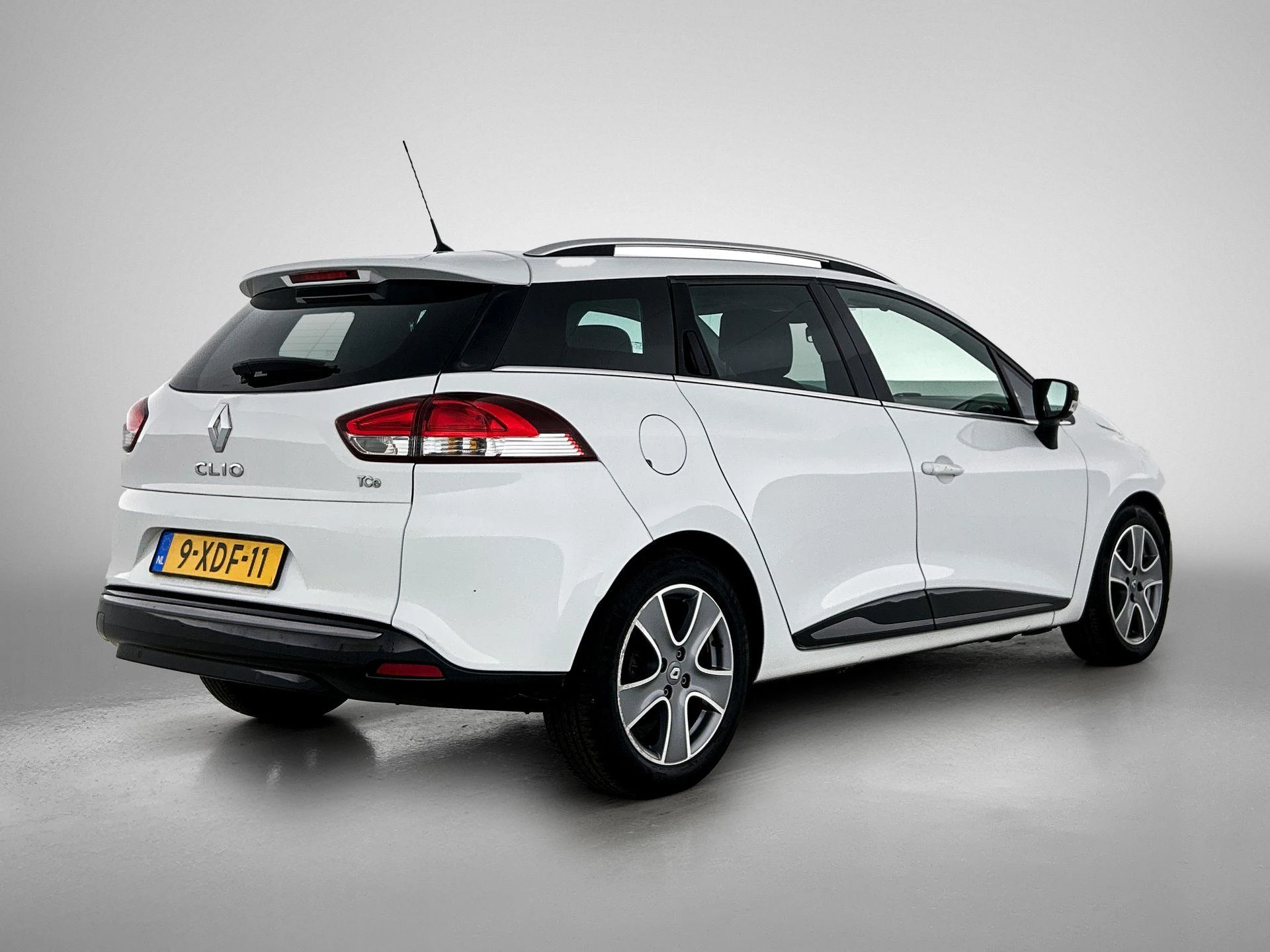 Renault-Clio-image-3
