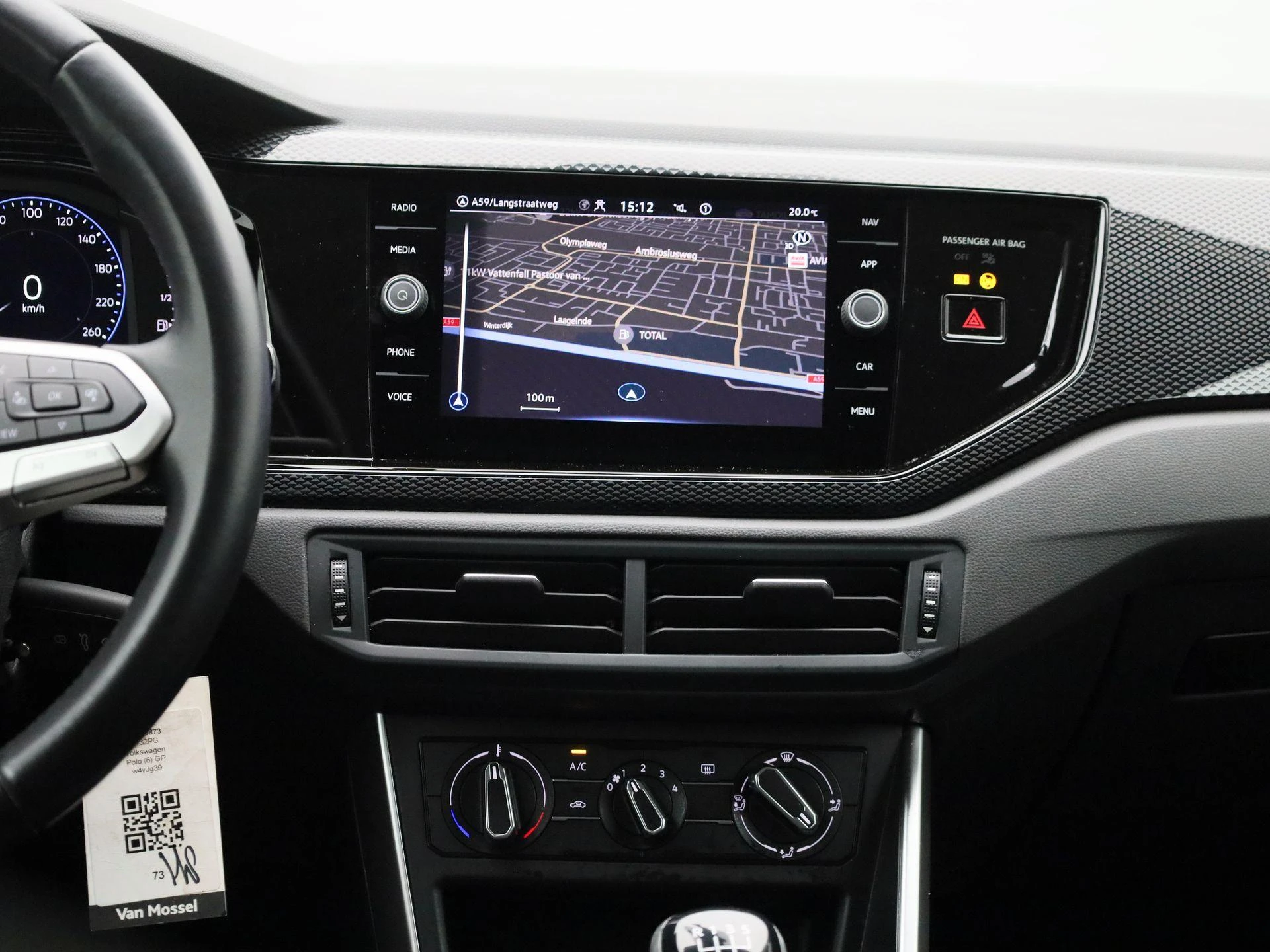 Volkswagen-Polo-image-8