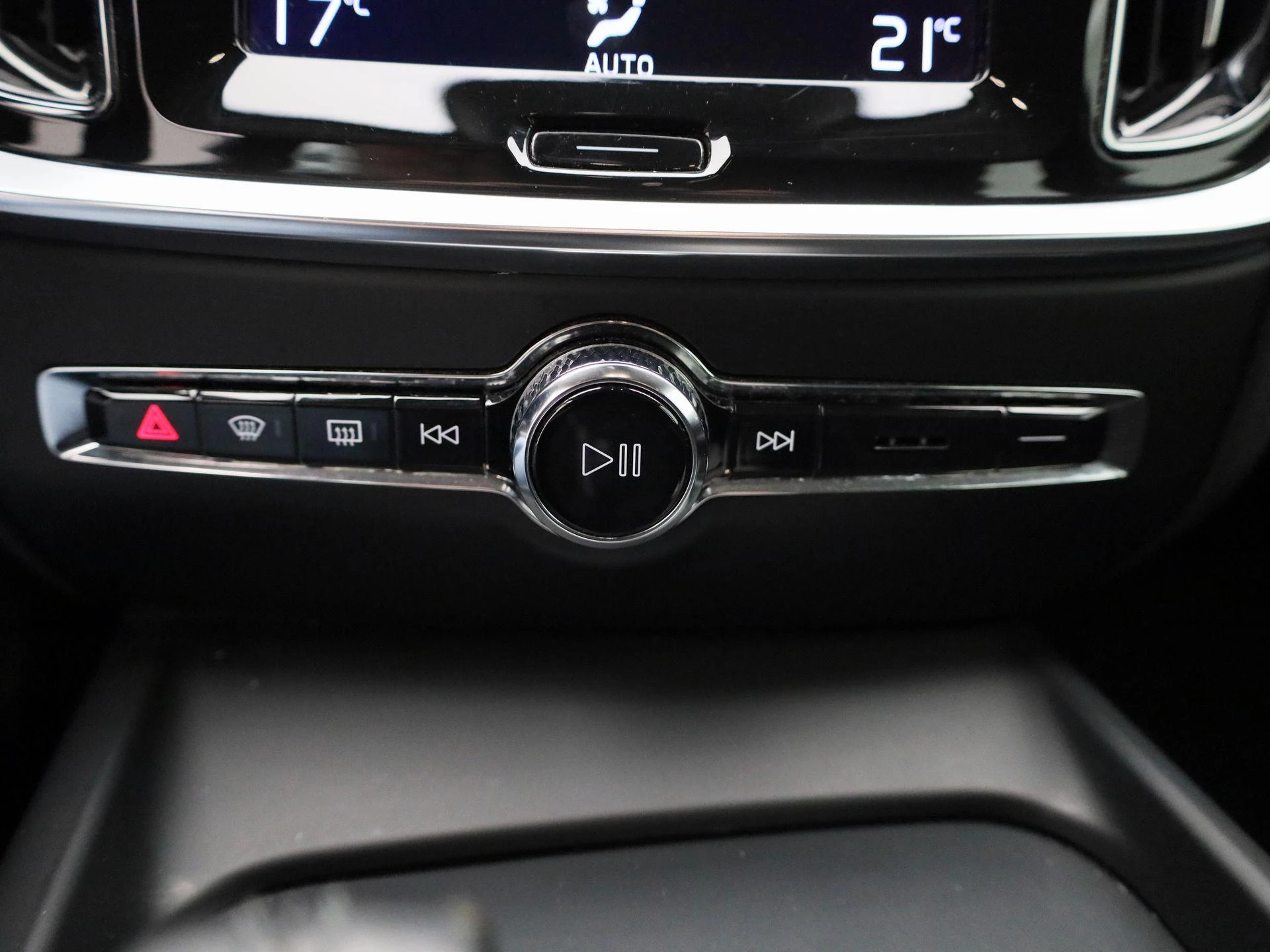 Volvo-V60-image-21